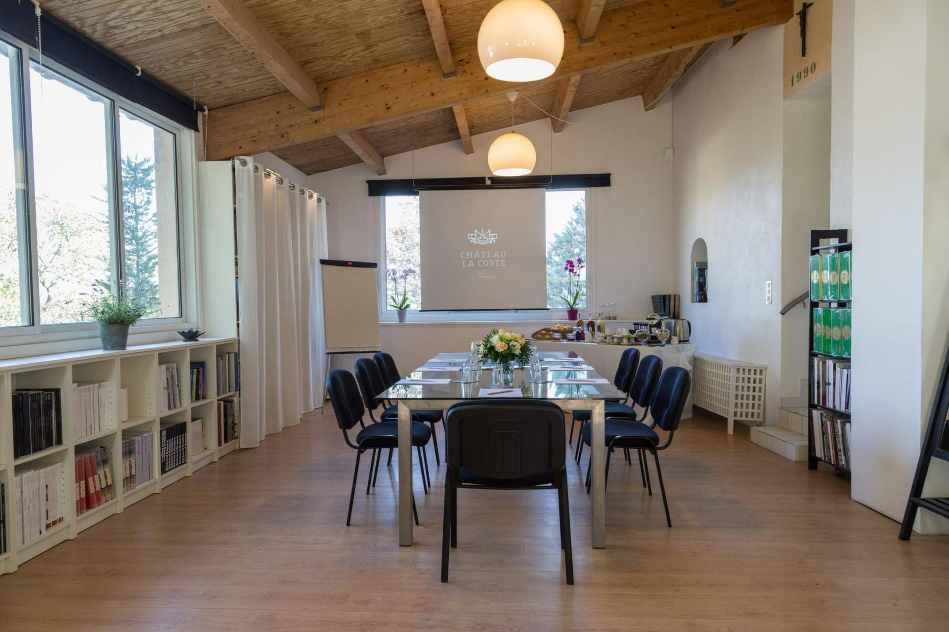 Chateau Office
