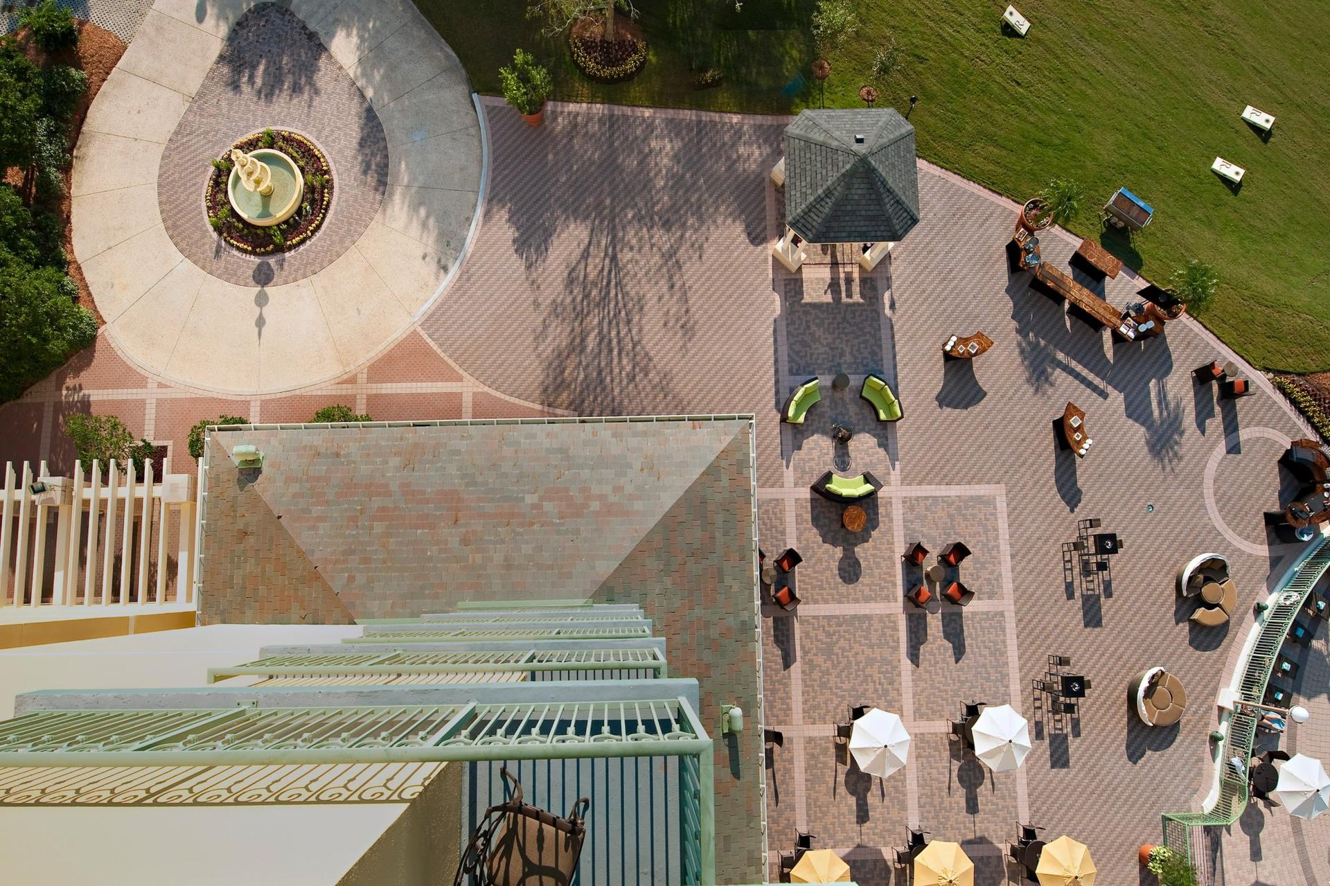 La Tarrazza Outdoor Patio