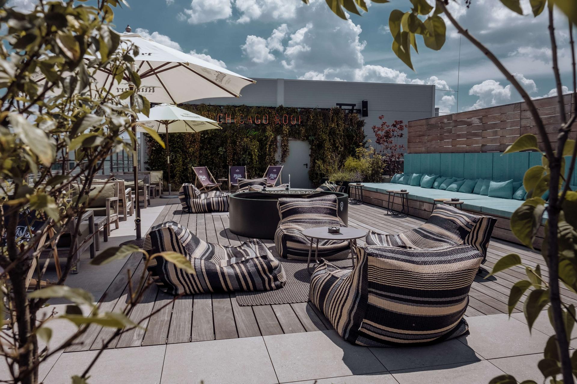 Full Buyout of Chicago Roof, Frankfurt am Main