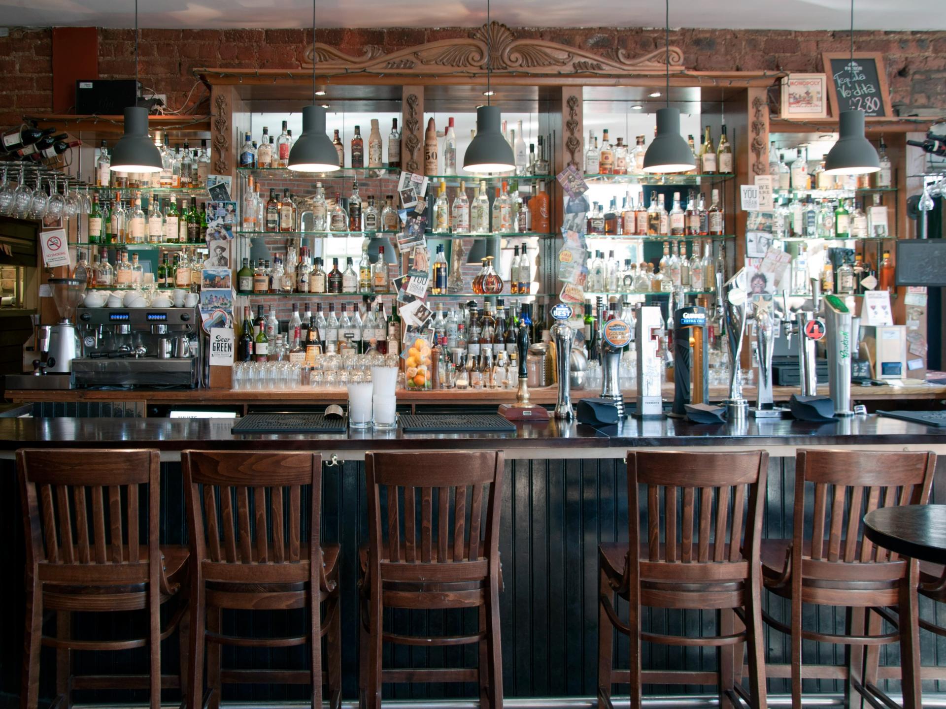 Bar