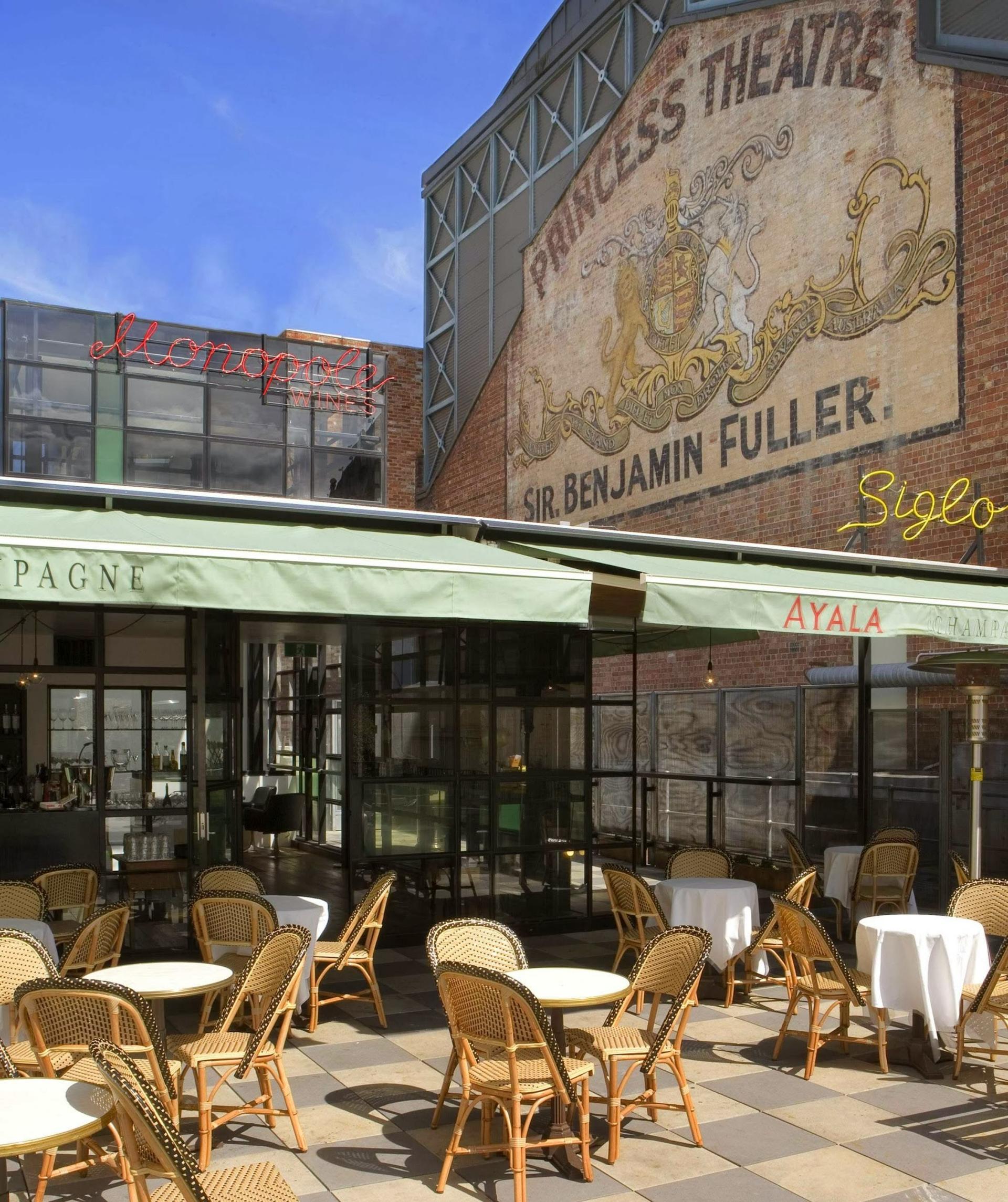 Full Buyout of Siglo