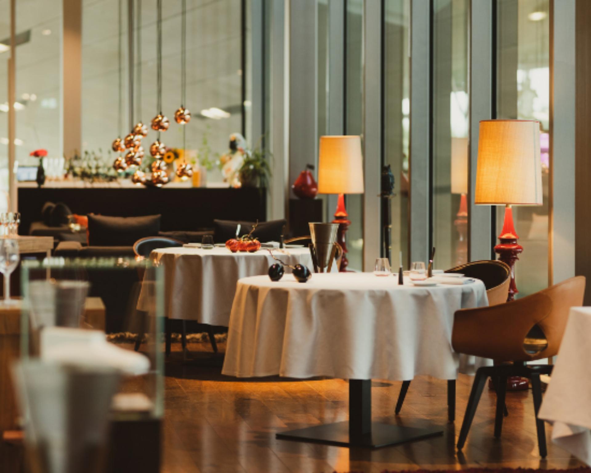 Full Buyout of EssZimmer by Käfer (BMW Welt) 