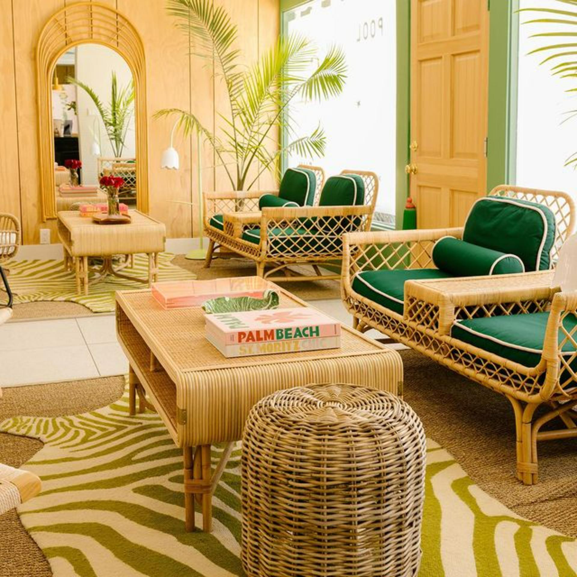 Full Buyout of Les Cactus