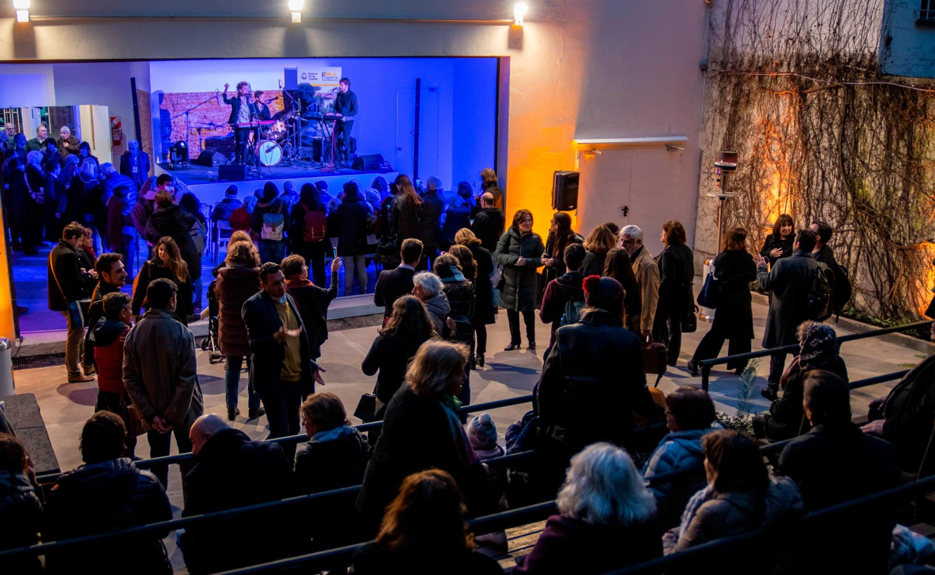 Larreta Theater
