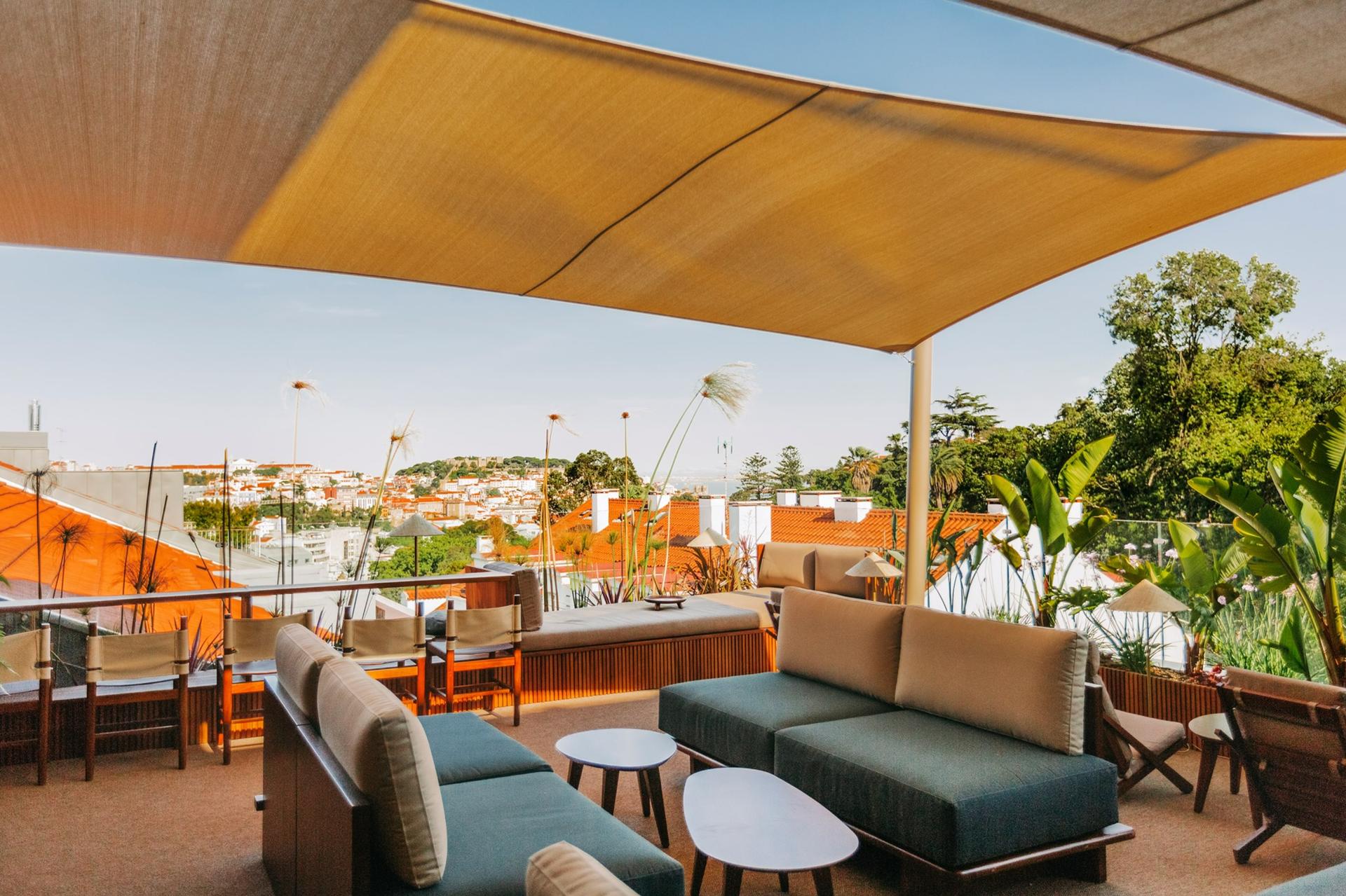 Rooftop Bar 