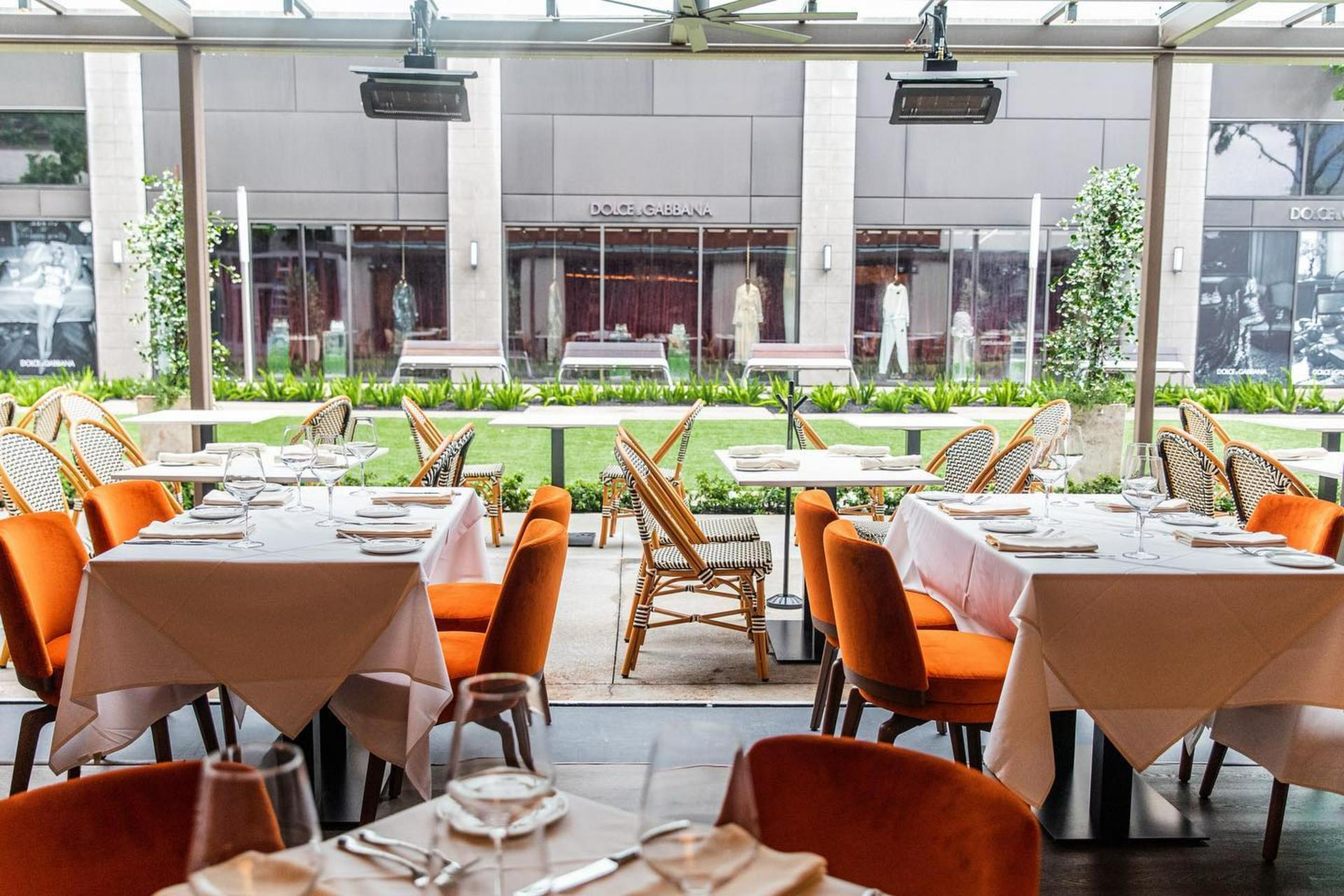 Indoor Dining Area 