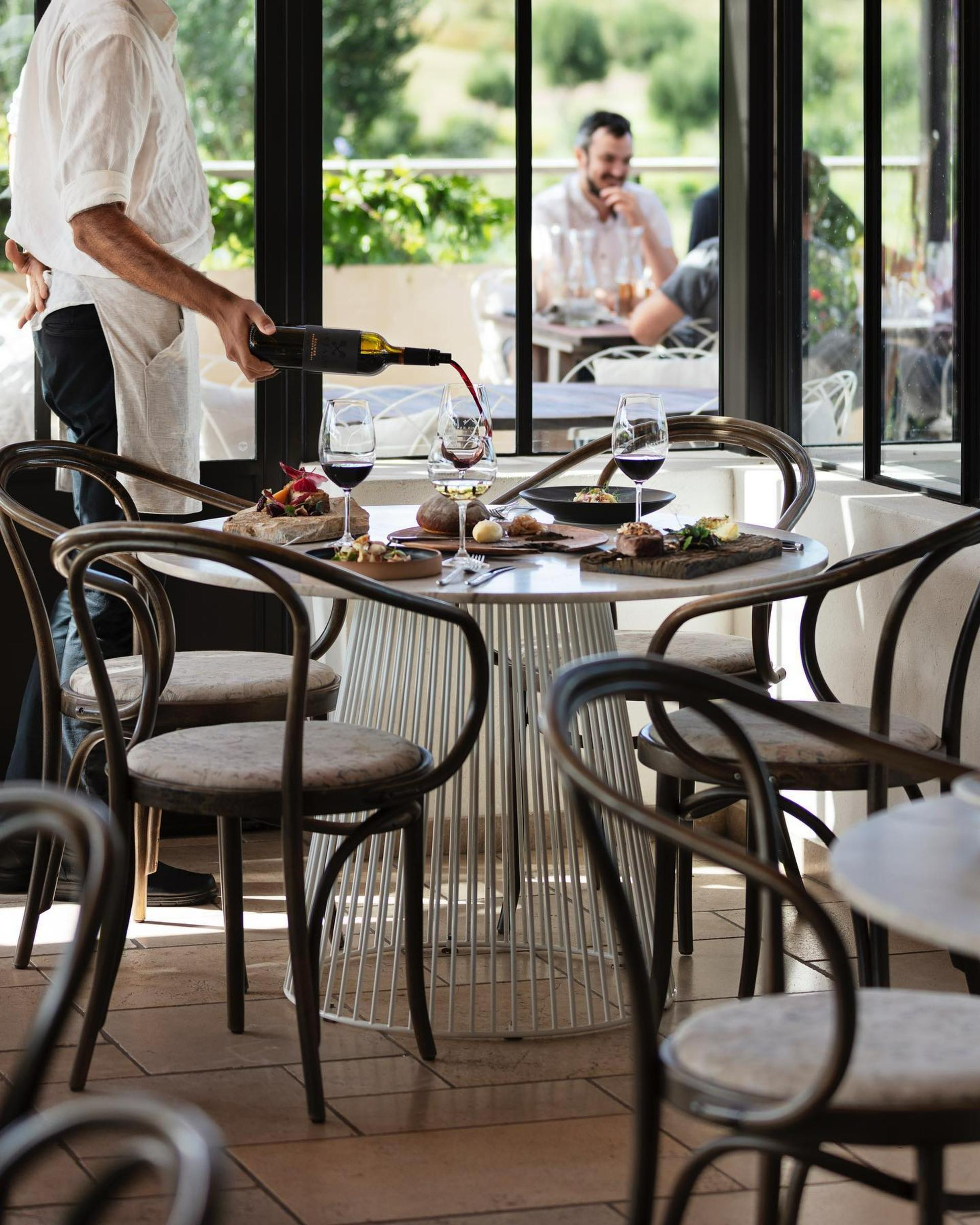 Estate Restaurant 