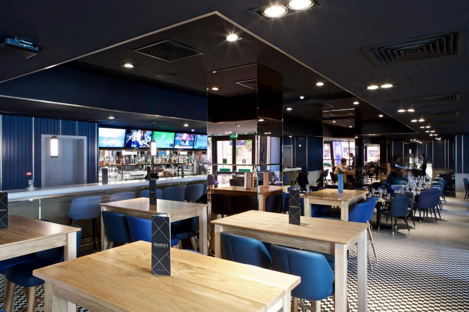 Frankie’S Sports Bar & Grill