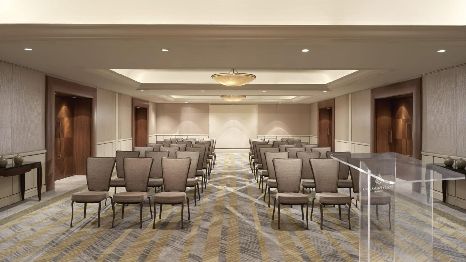 The Crown Room B