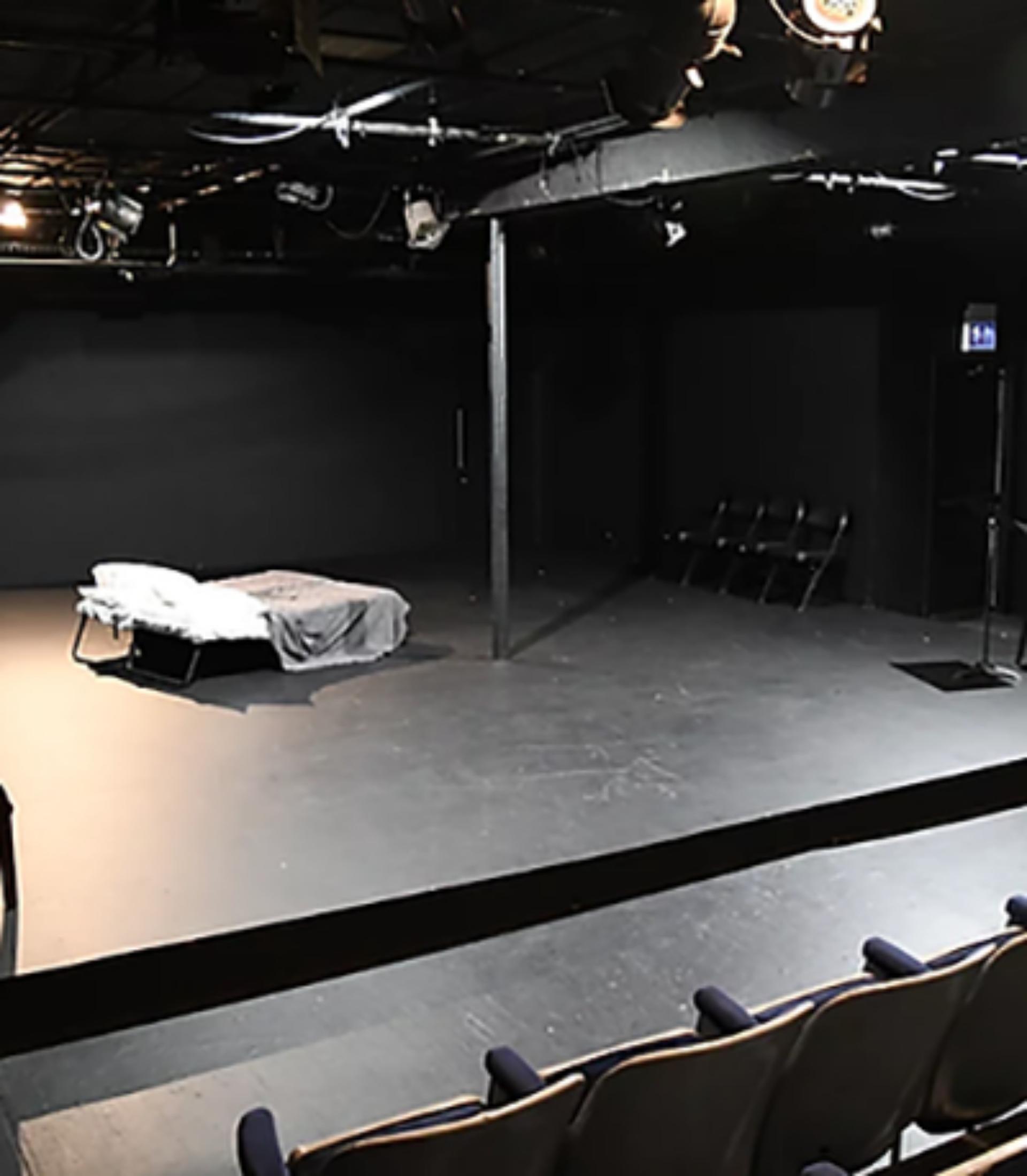 Up Studio