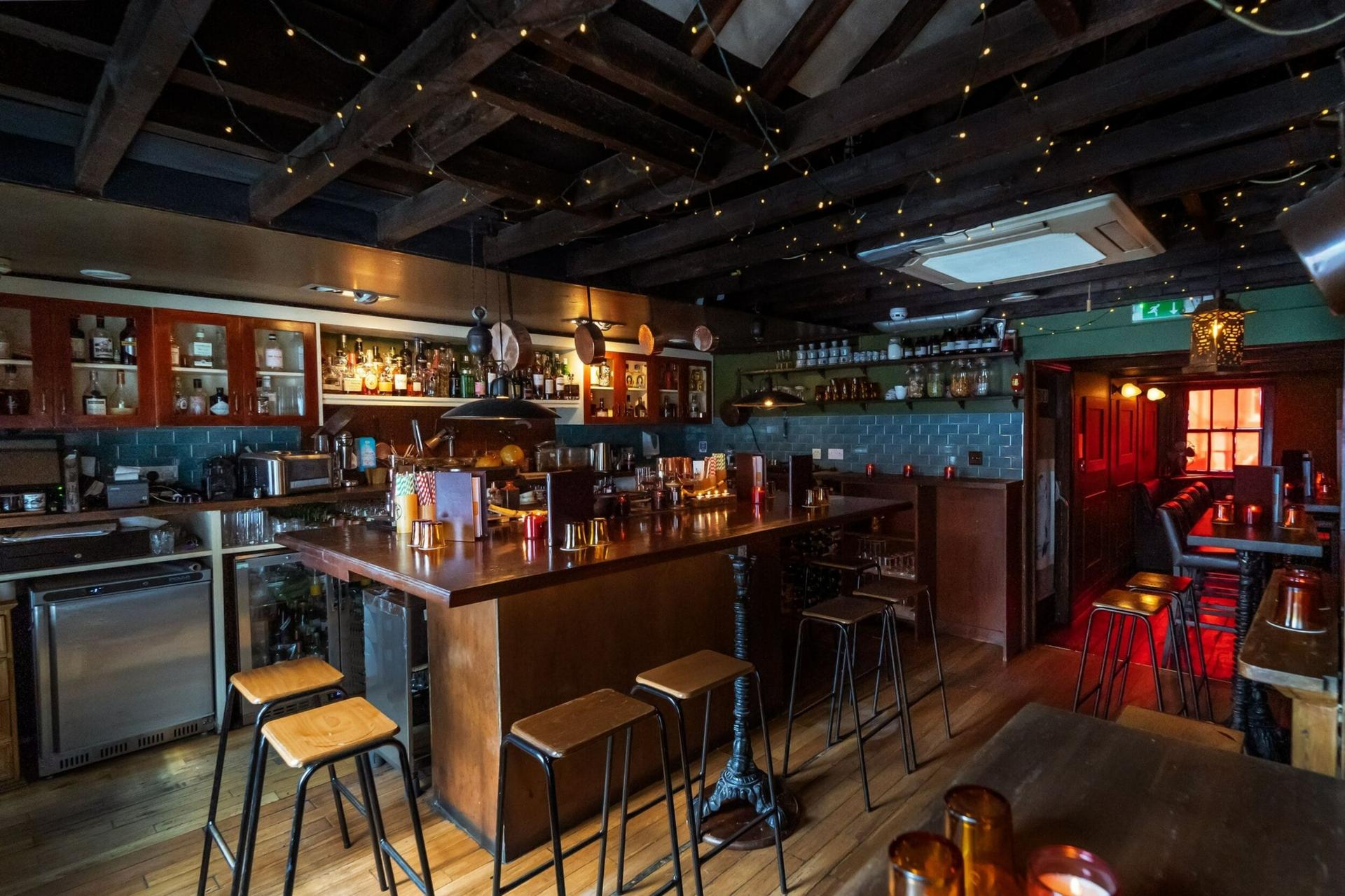 Academy Bar 