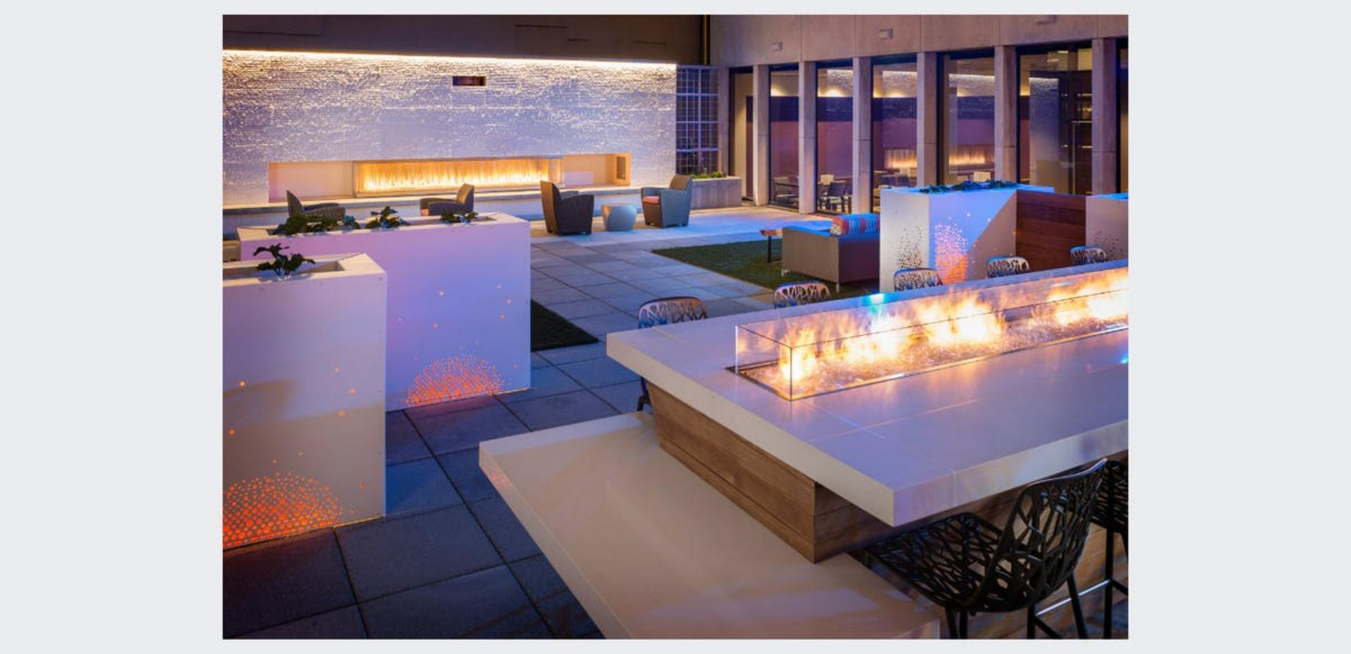 Outdoor Patio: Zone 1 (Right Deck)