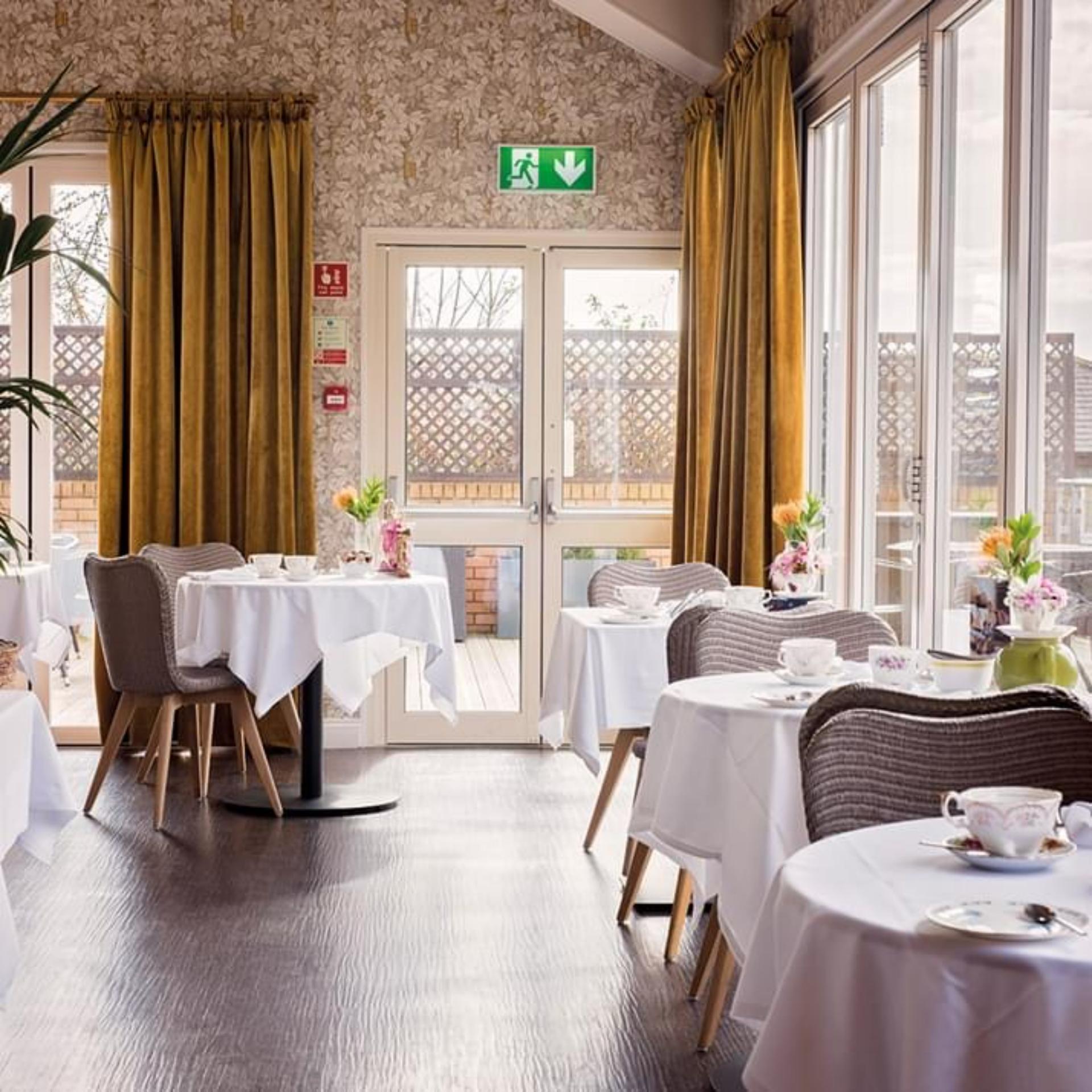 Conservatory Suite
