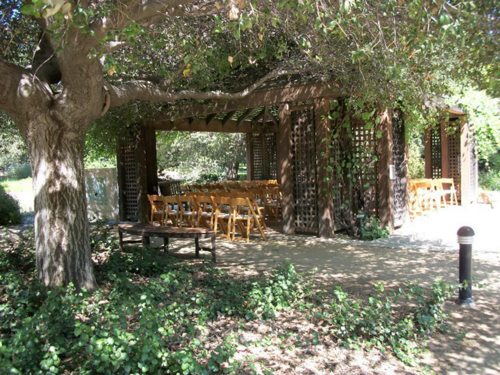 Cultivar Garden Large Gazebo