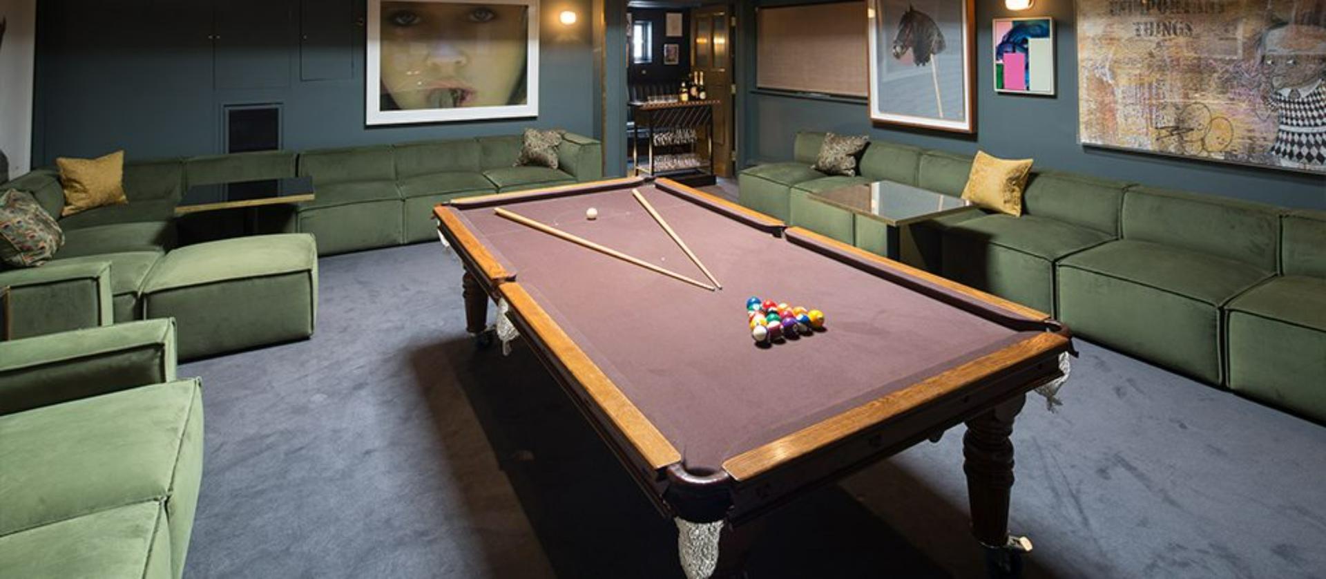 Snooker Room