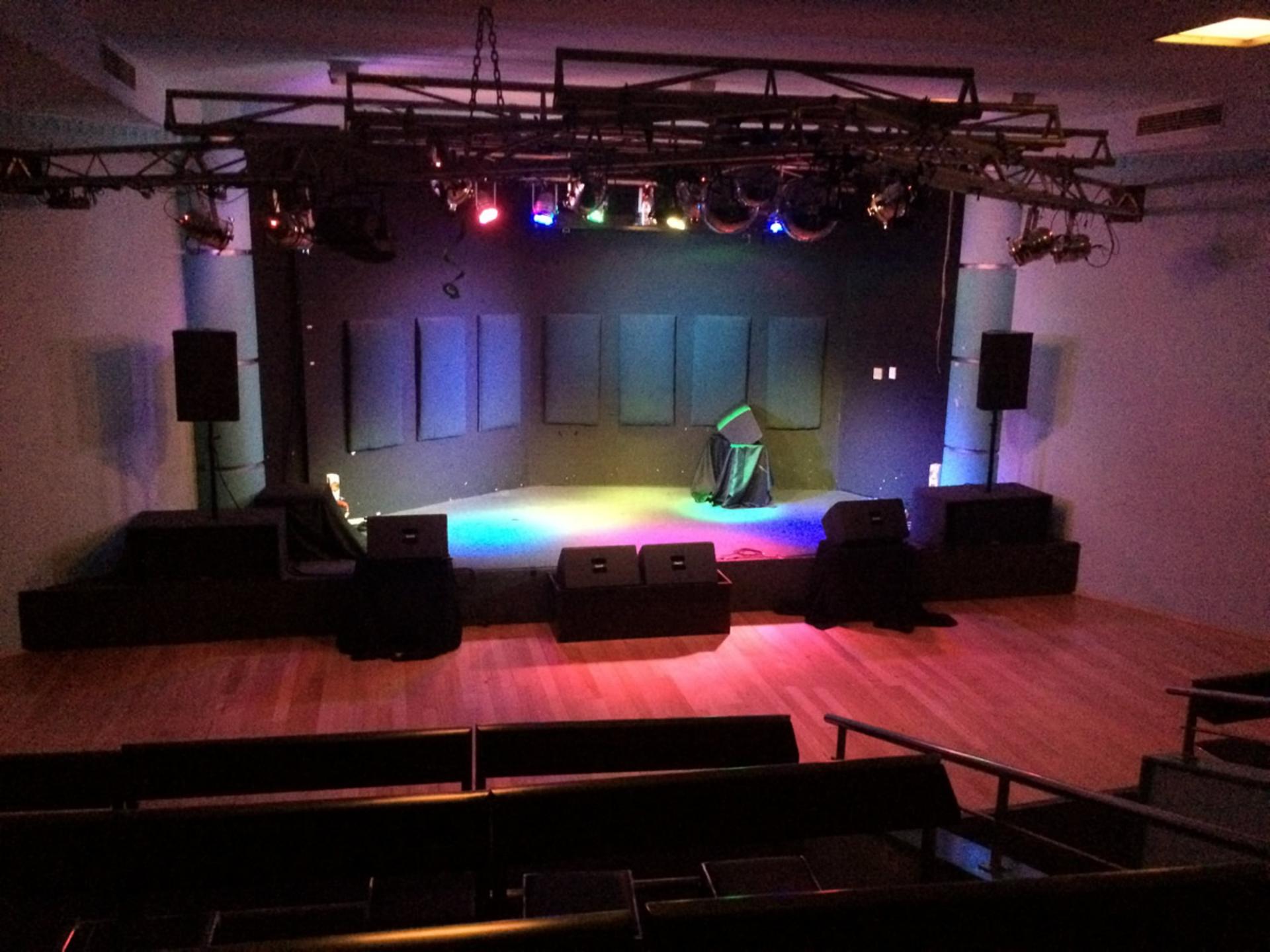 Astor Lounge