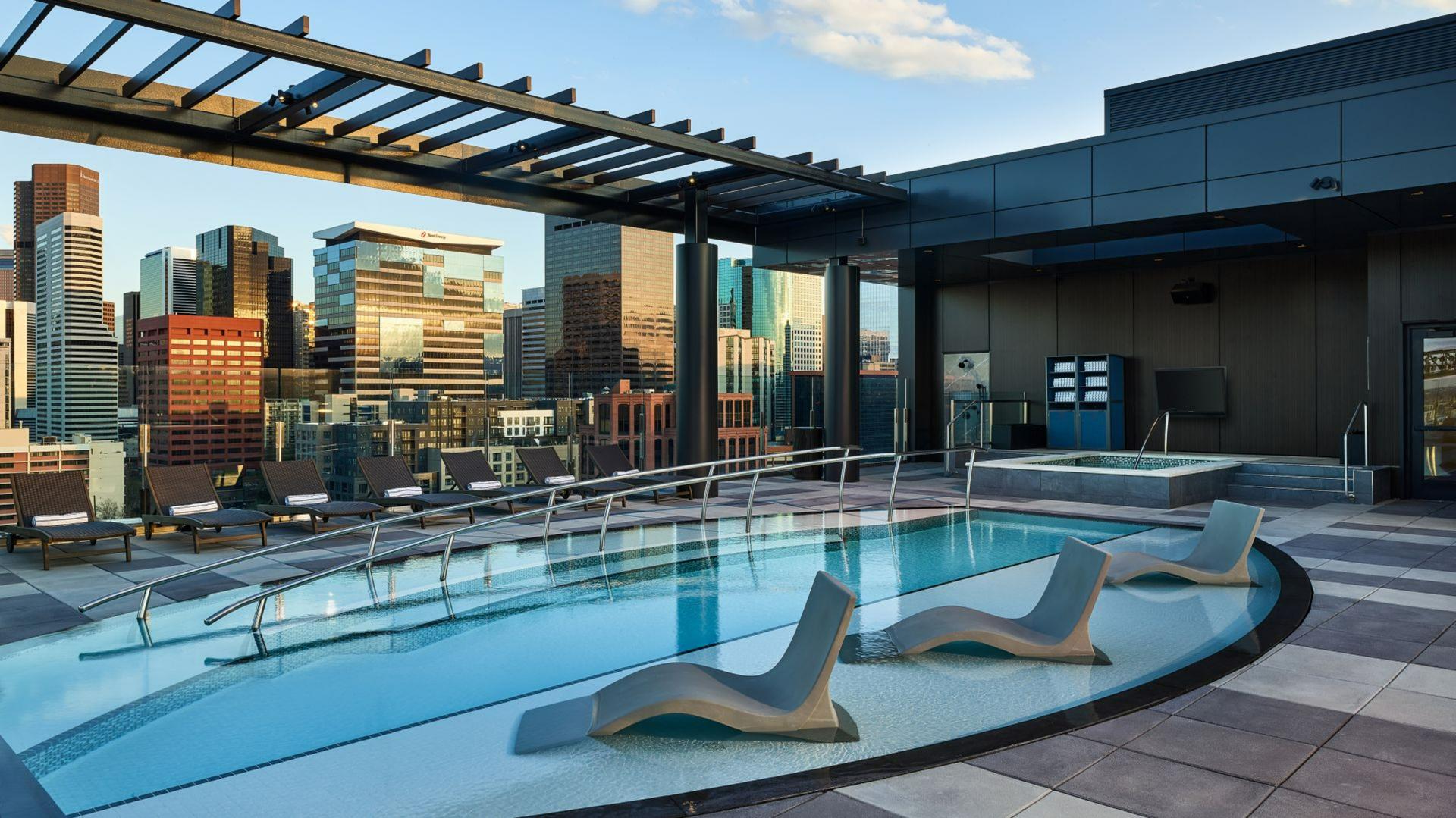 Skybridge Rooftop 