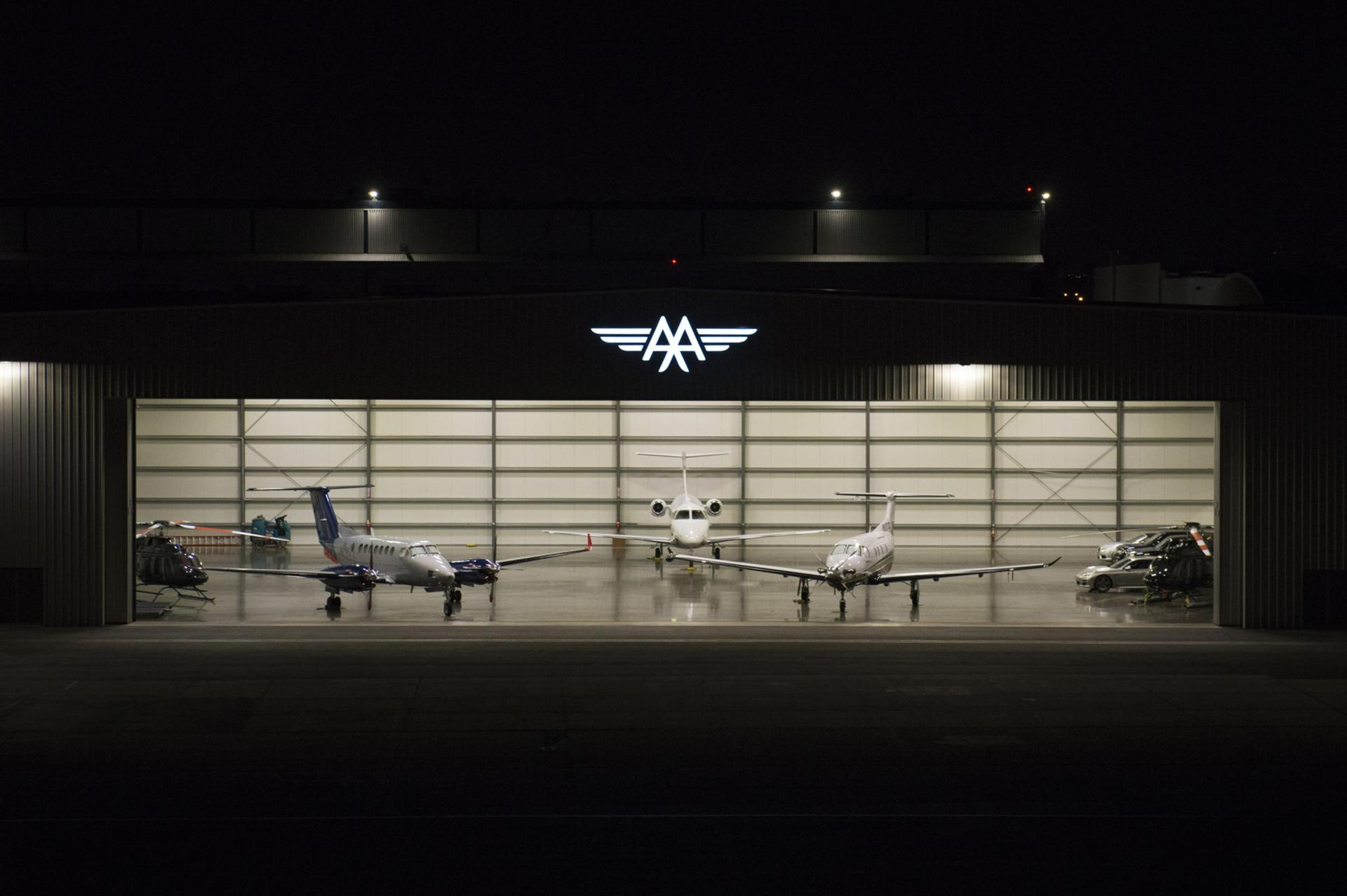 Hangar 1 & 2