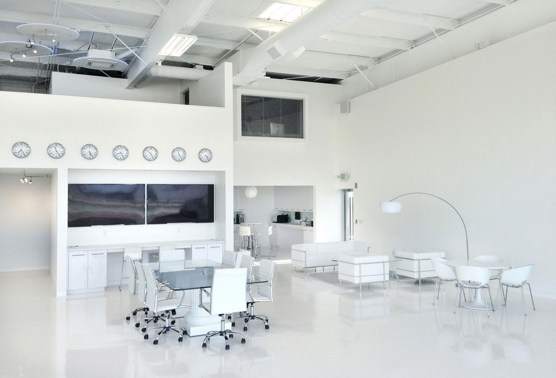 Hangar 26 