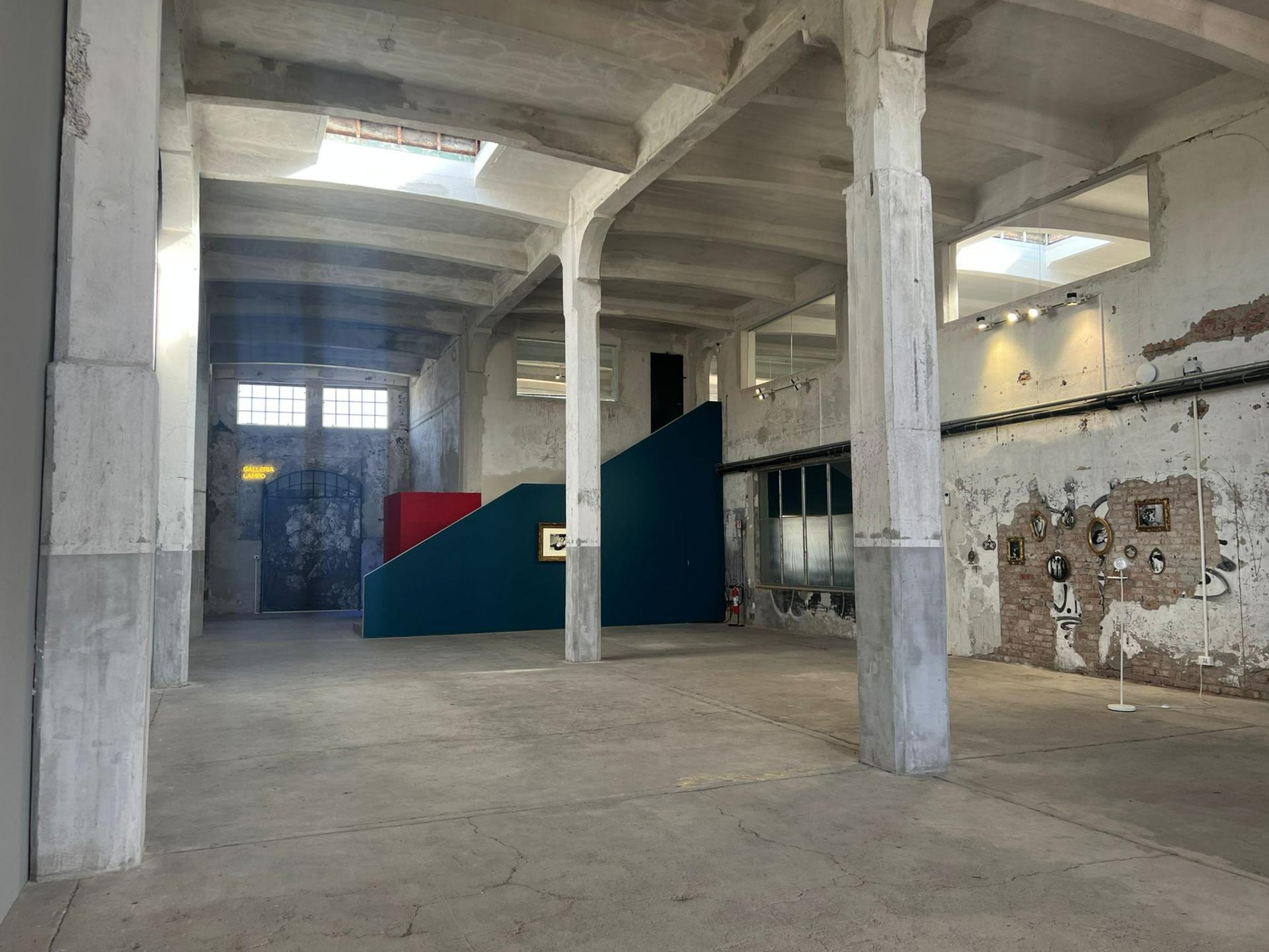 Lampo Gallery