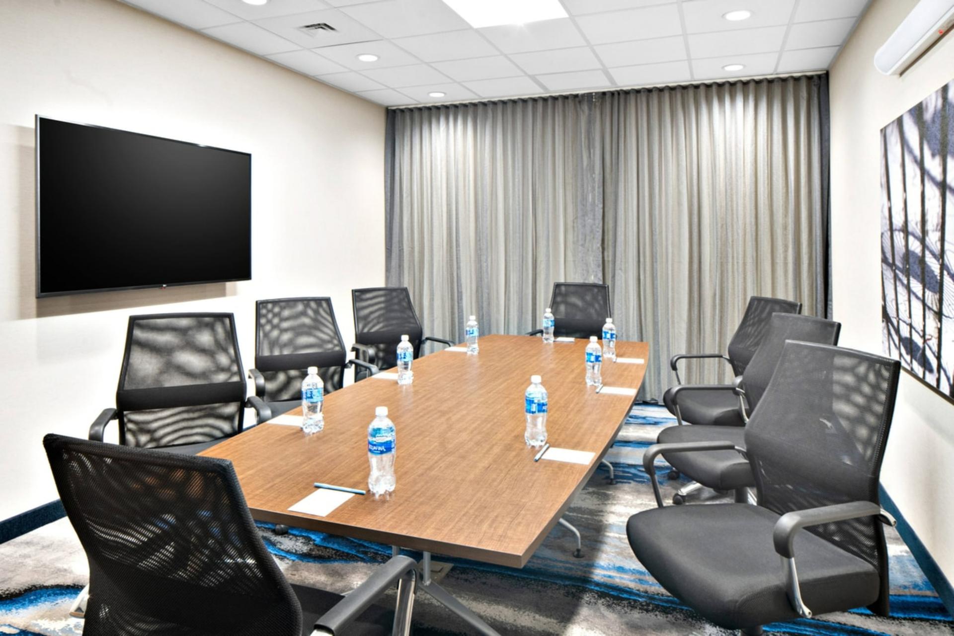 Intracoastal Boardroom