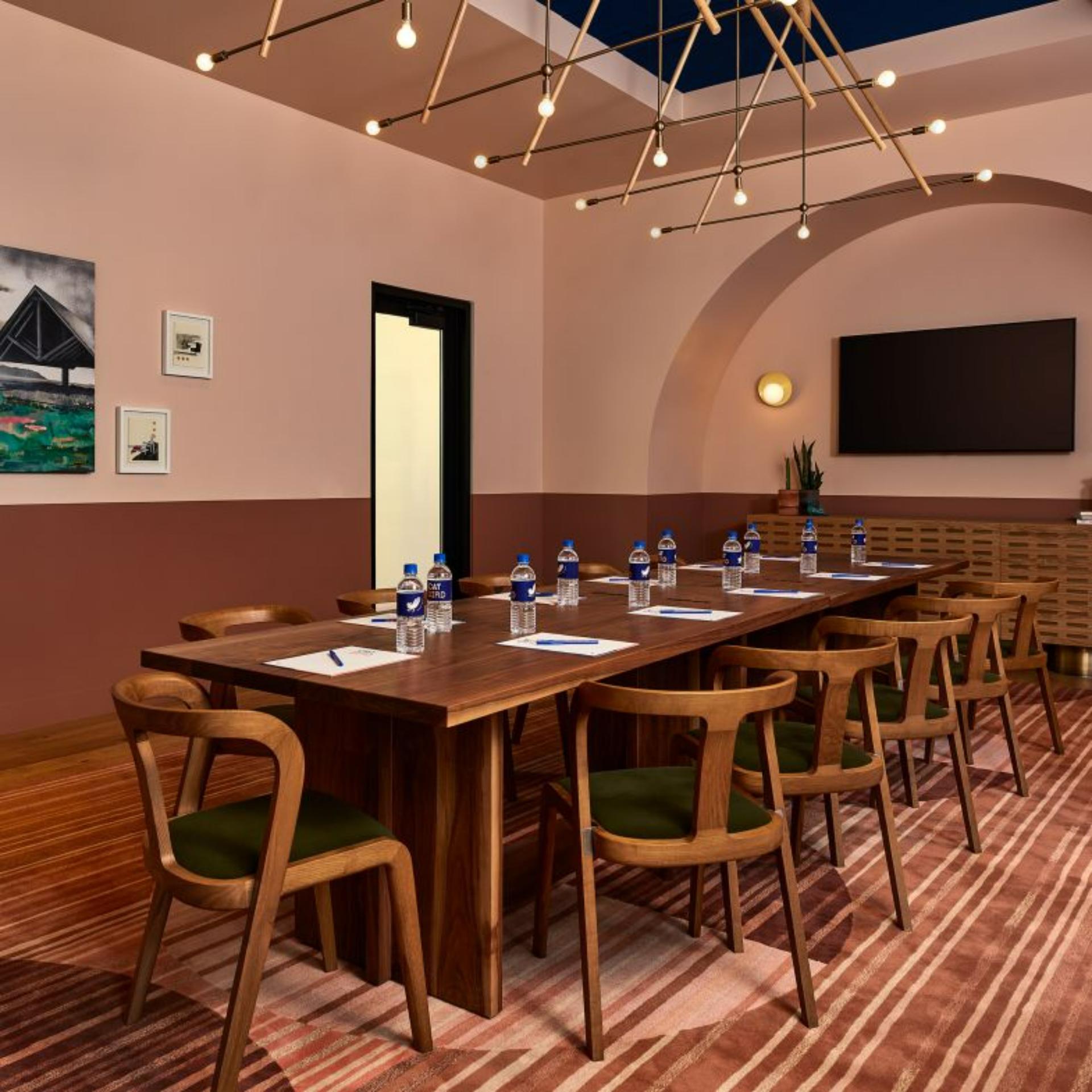 Annex Room