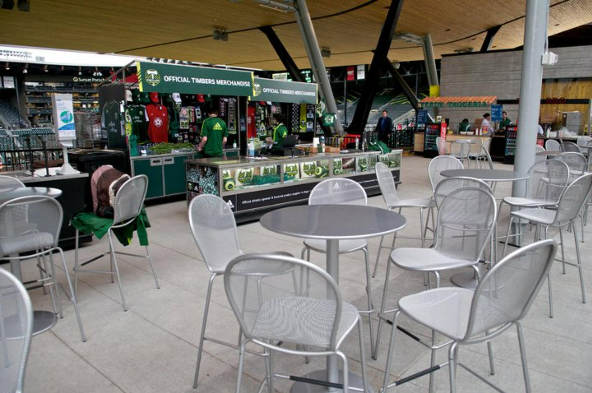 Club Deck