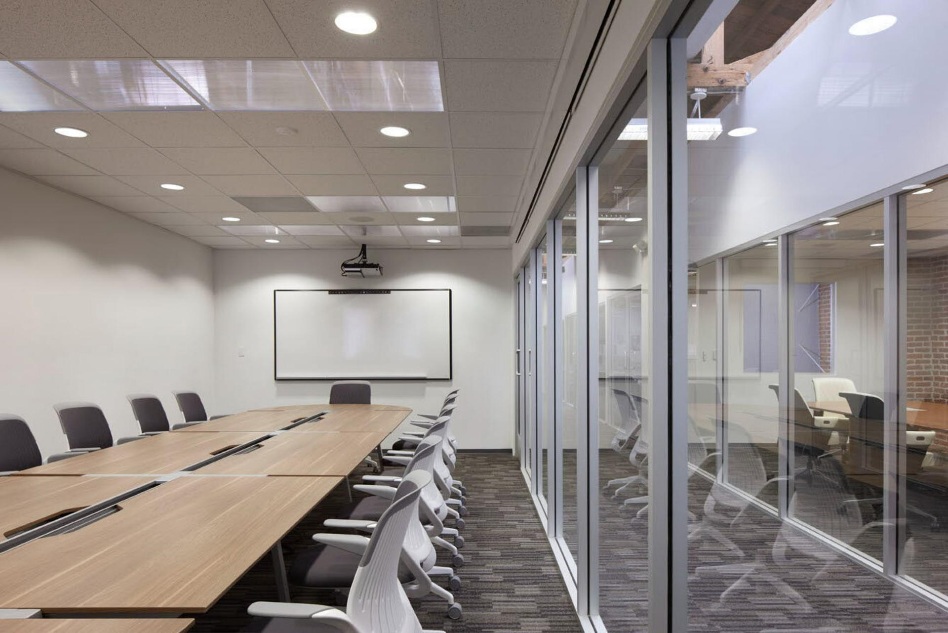 Medium Meeting Room