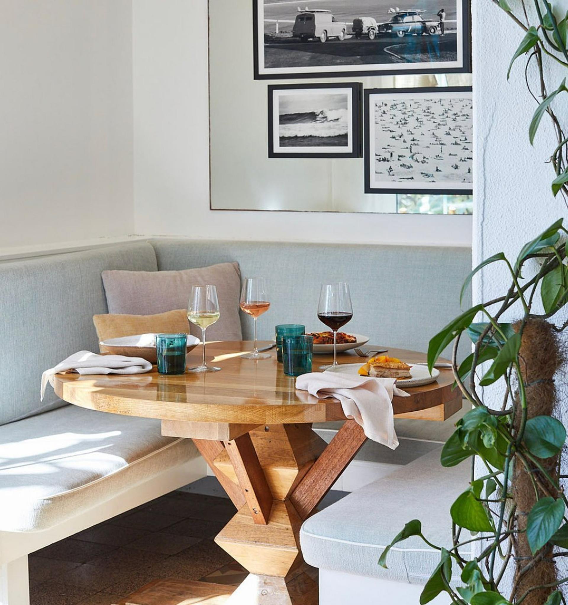 Raes Dining Room