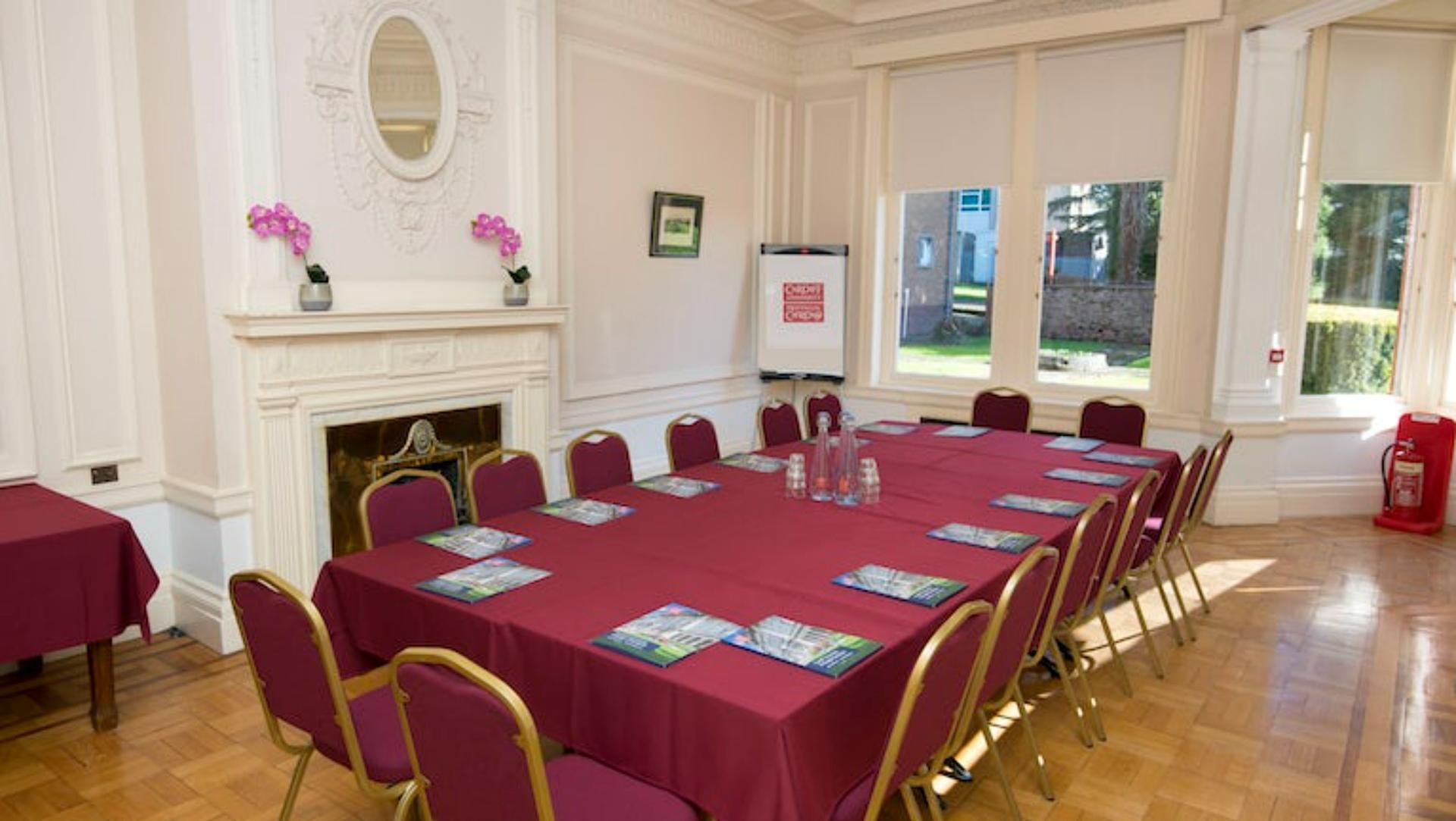 Senior Common Room (University Hall) 