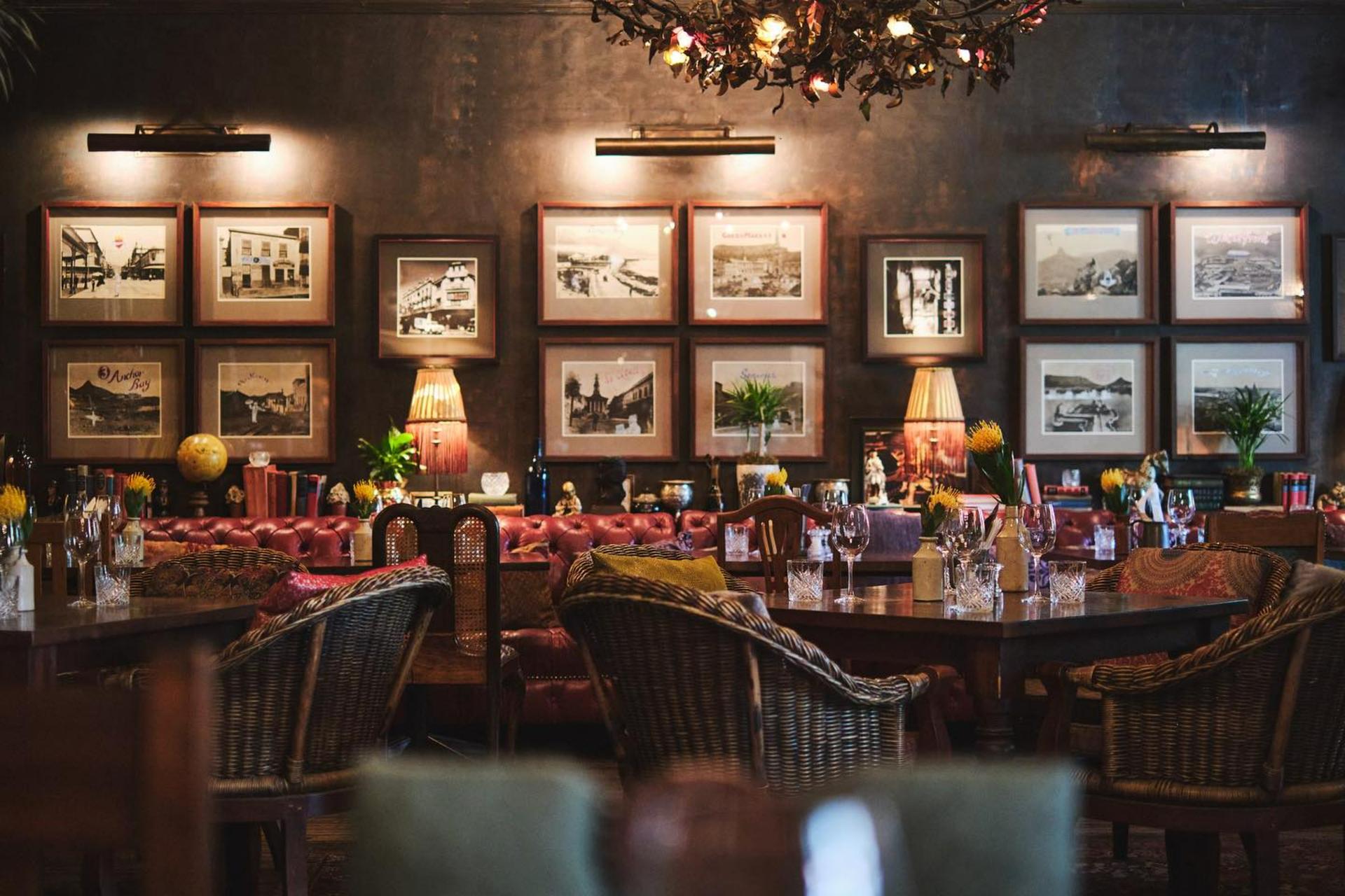 13 Best Bars in Cape Town