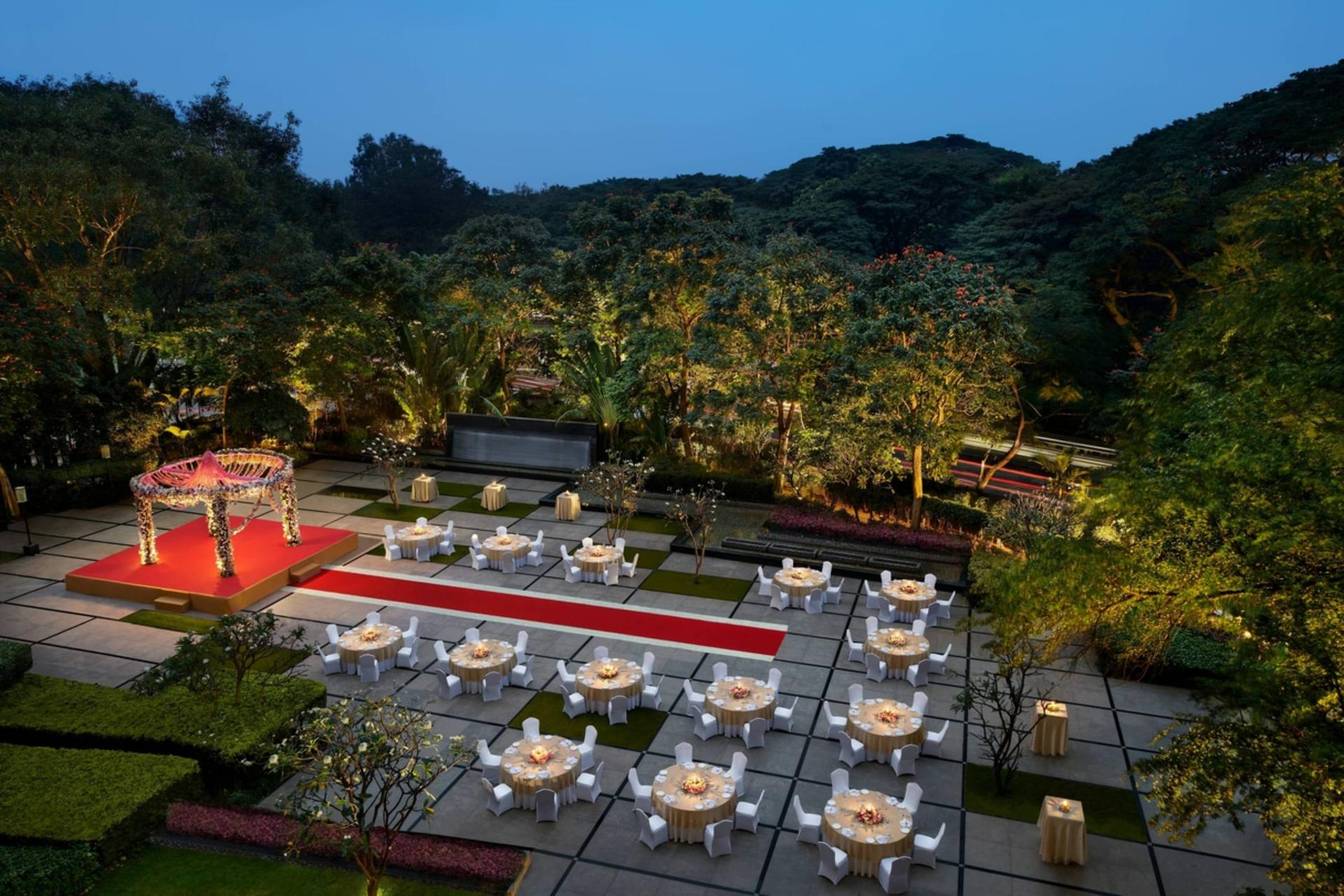 JW Lawns