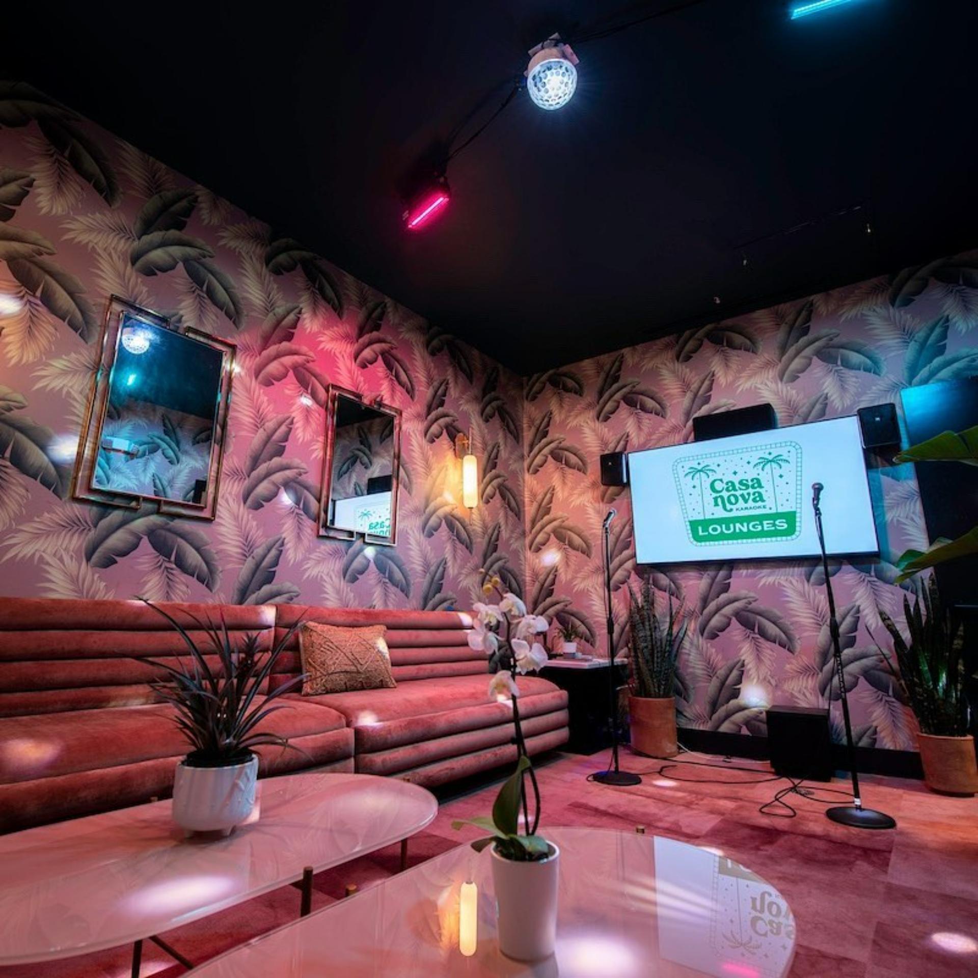  Casanova Karaoke Suite