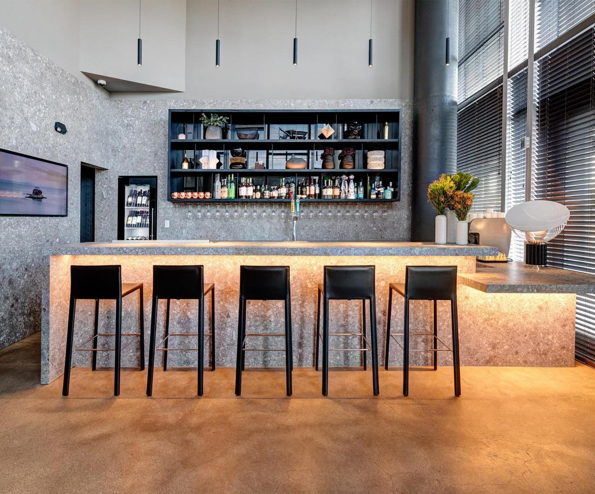 Full Buyout of Perl Restaurant by Chef IP