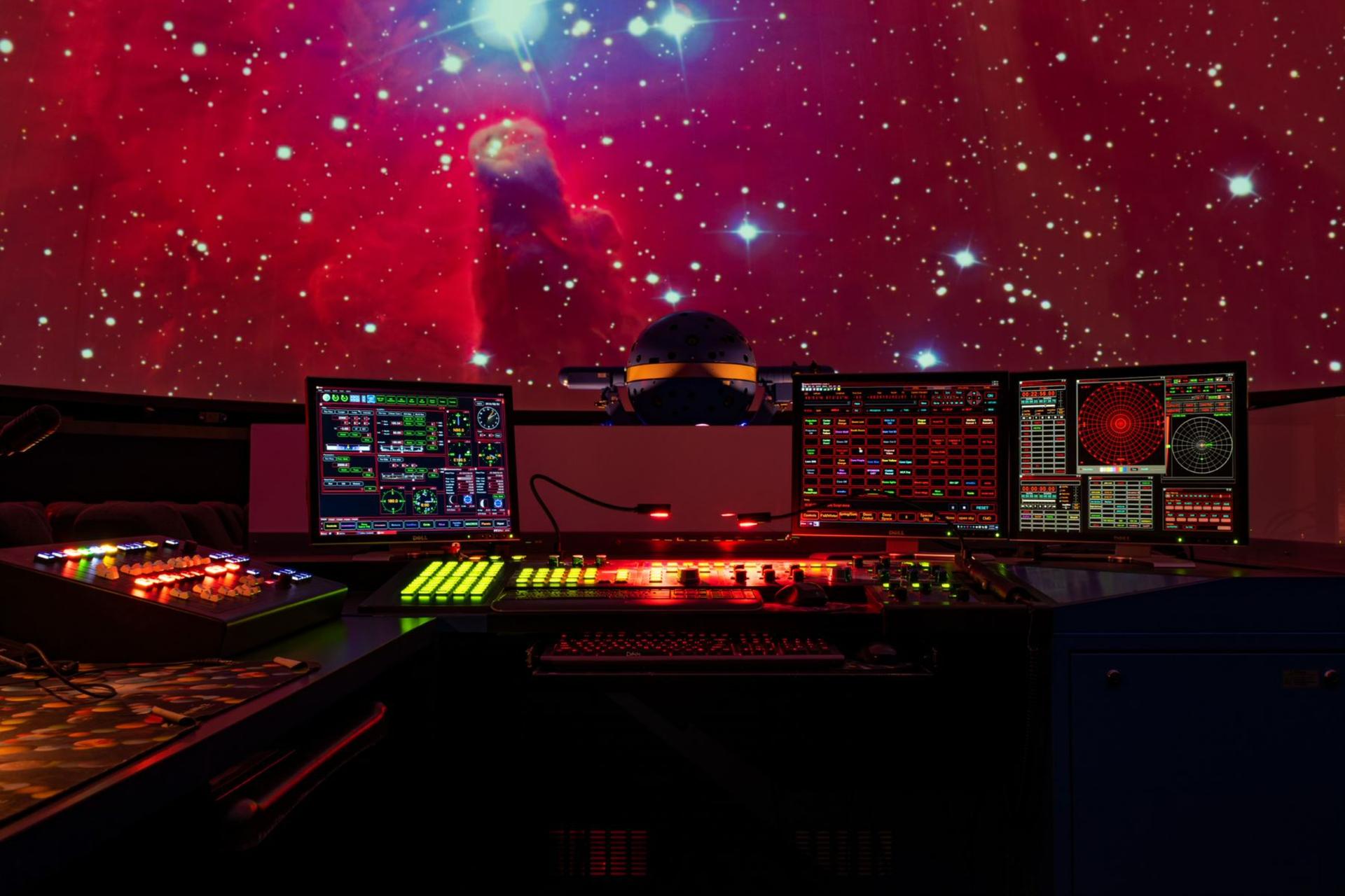 Charles and Helen Reichert Planetarium
