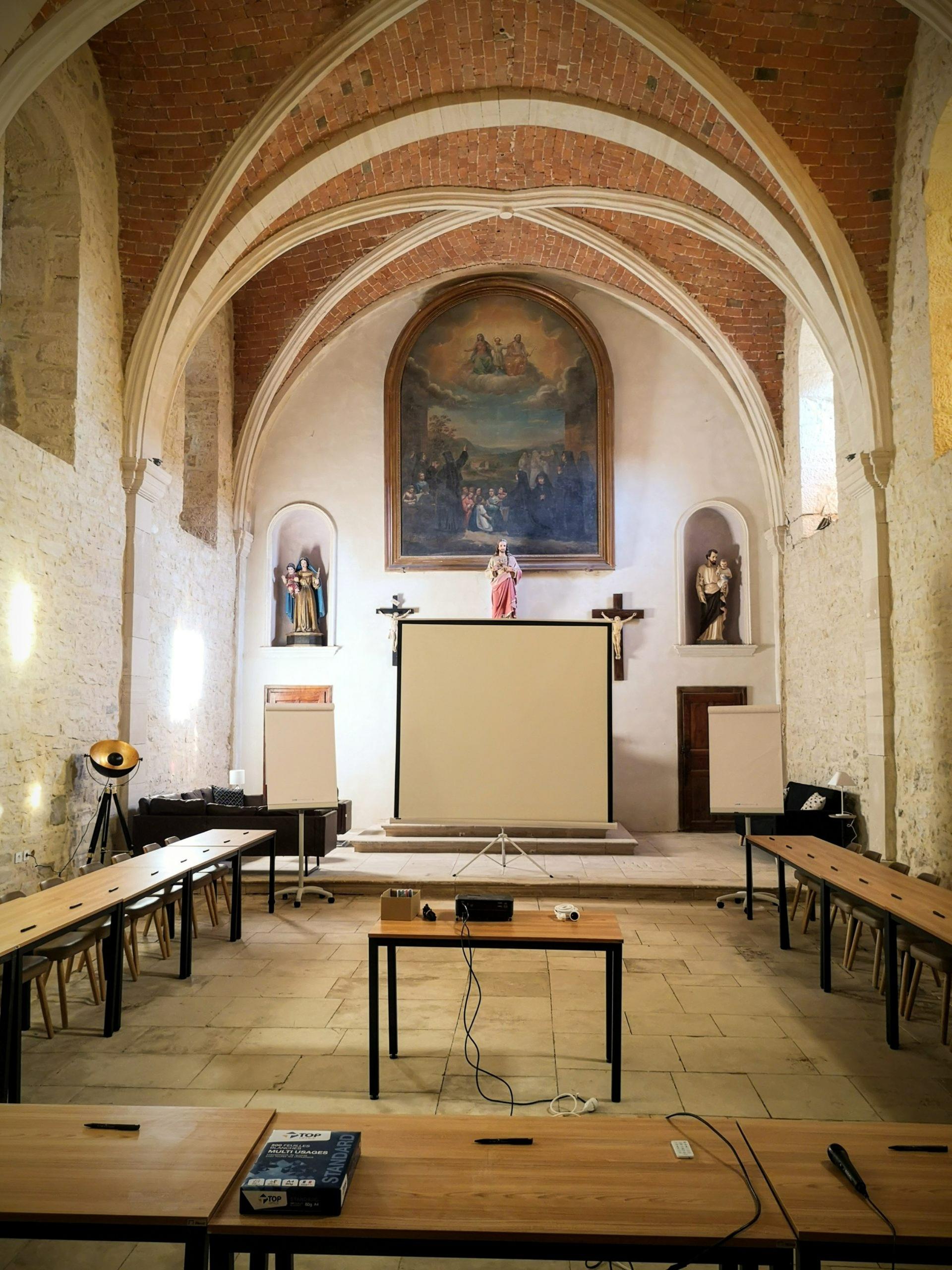 Meeting Rooms 
