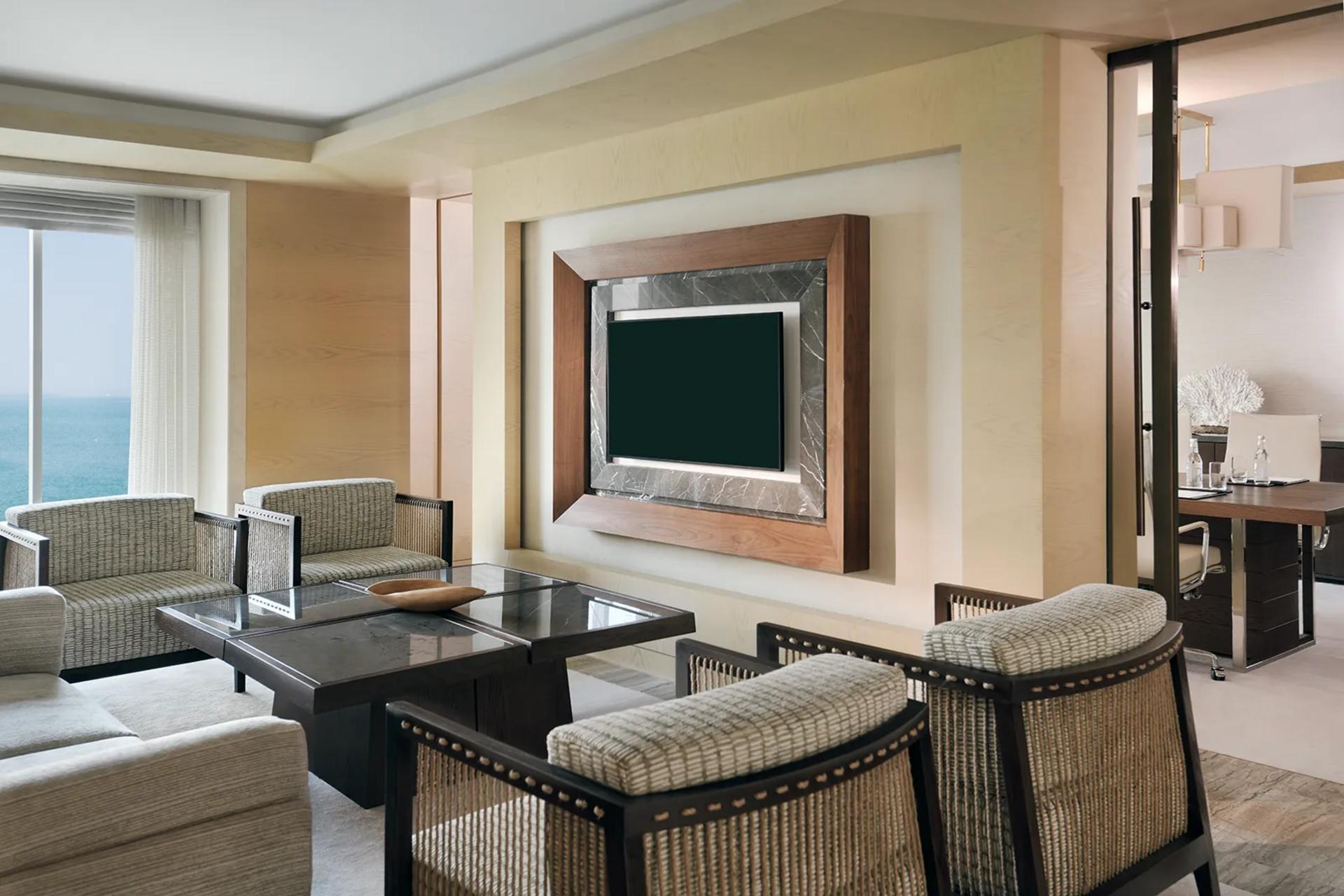 Dana Boardroom 1