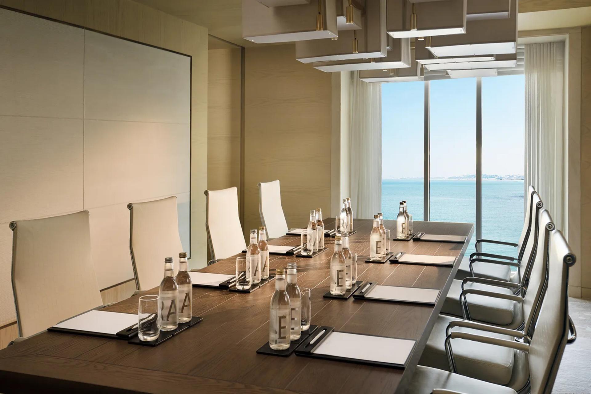 Dana Boardroom 2