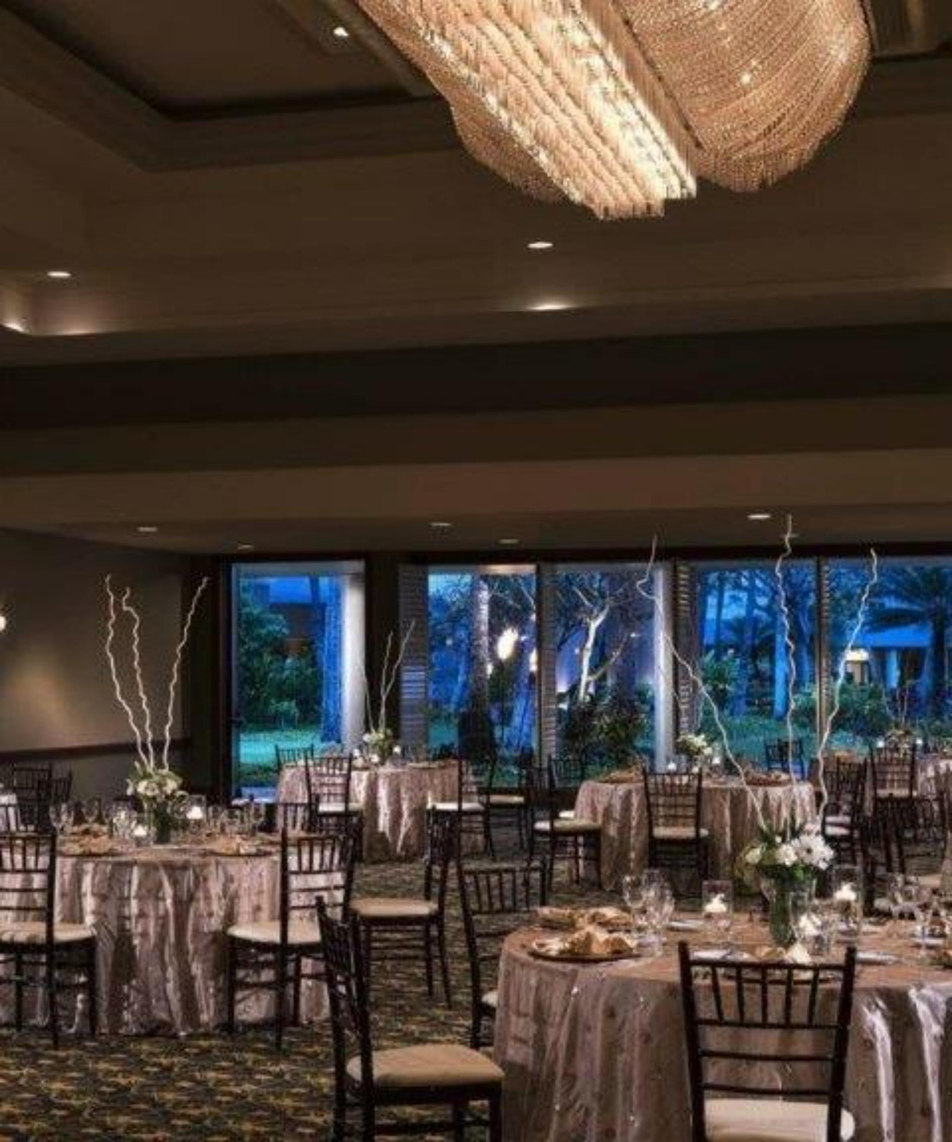 Ko'olau Salon