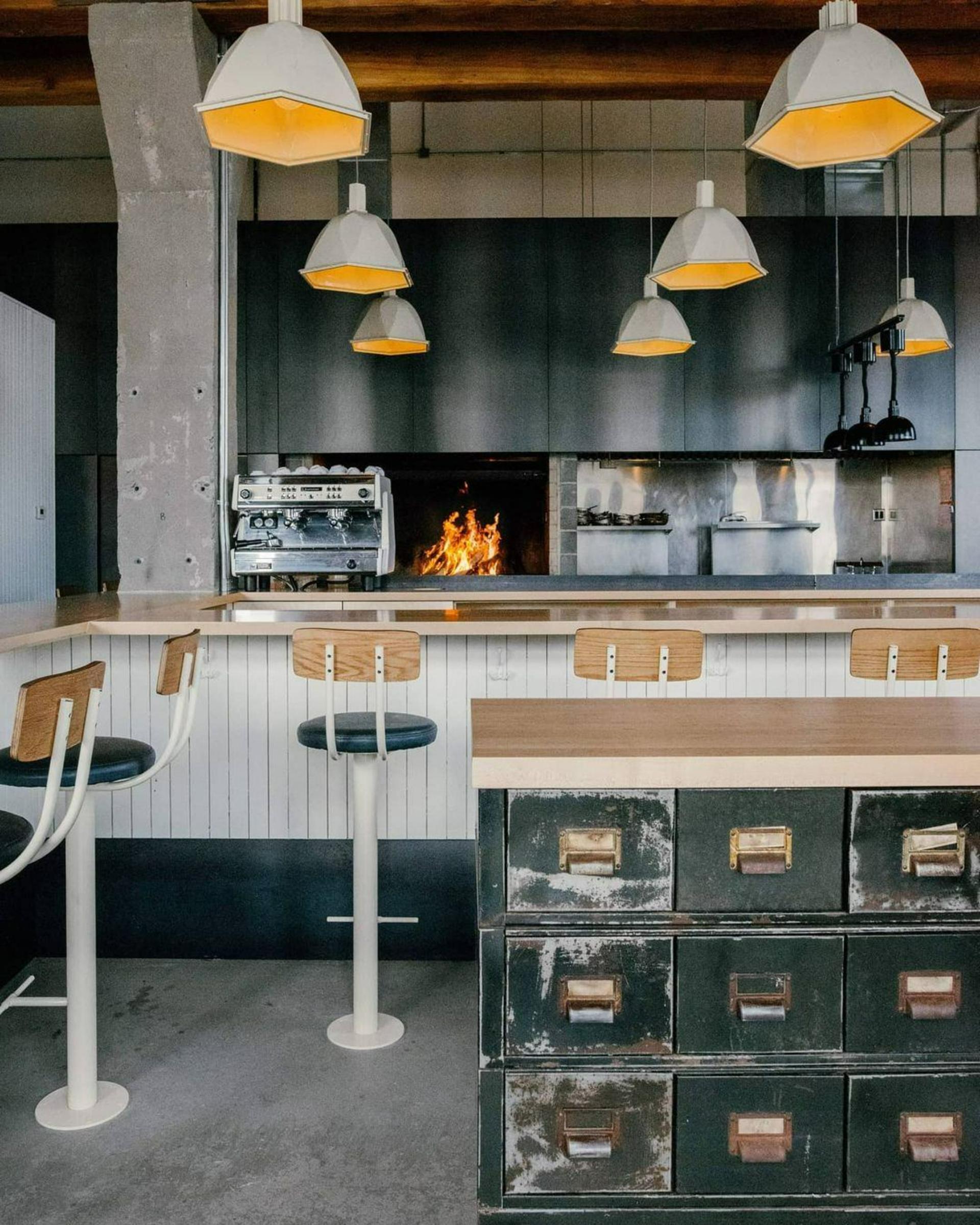 Full Buyout of Hoogan et Beaufort