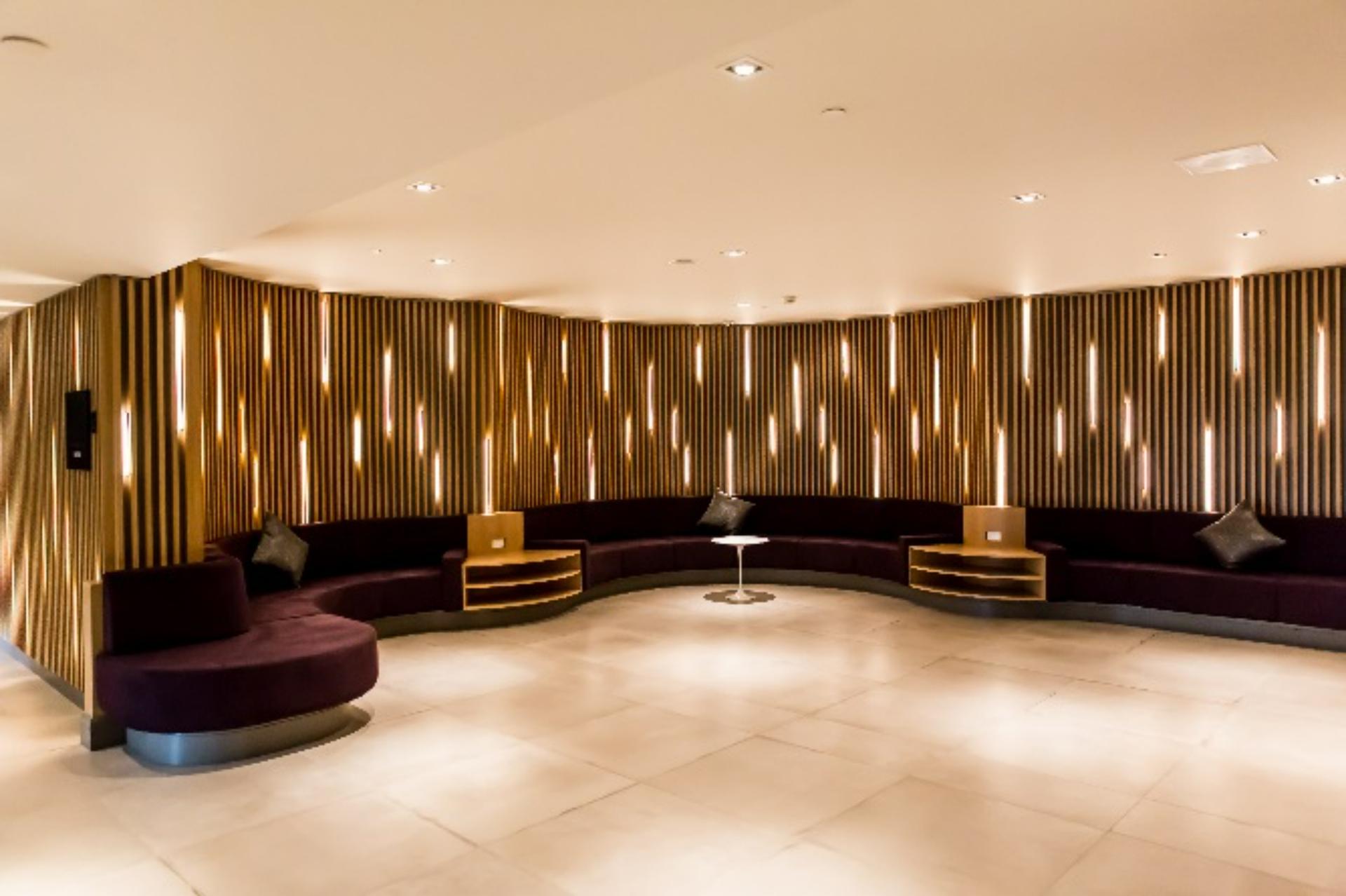 Trait d'union Lounge