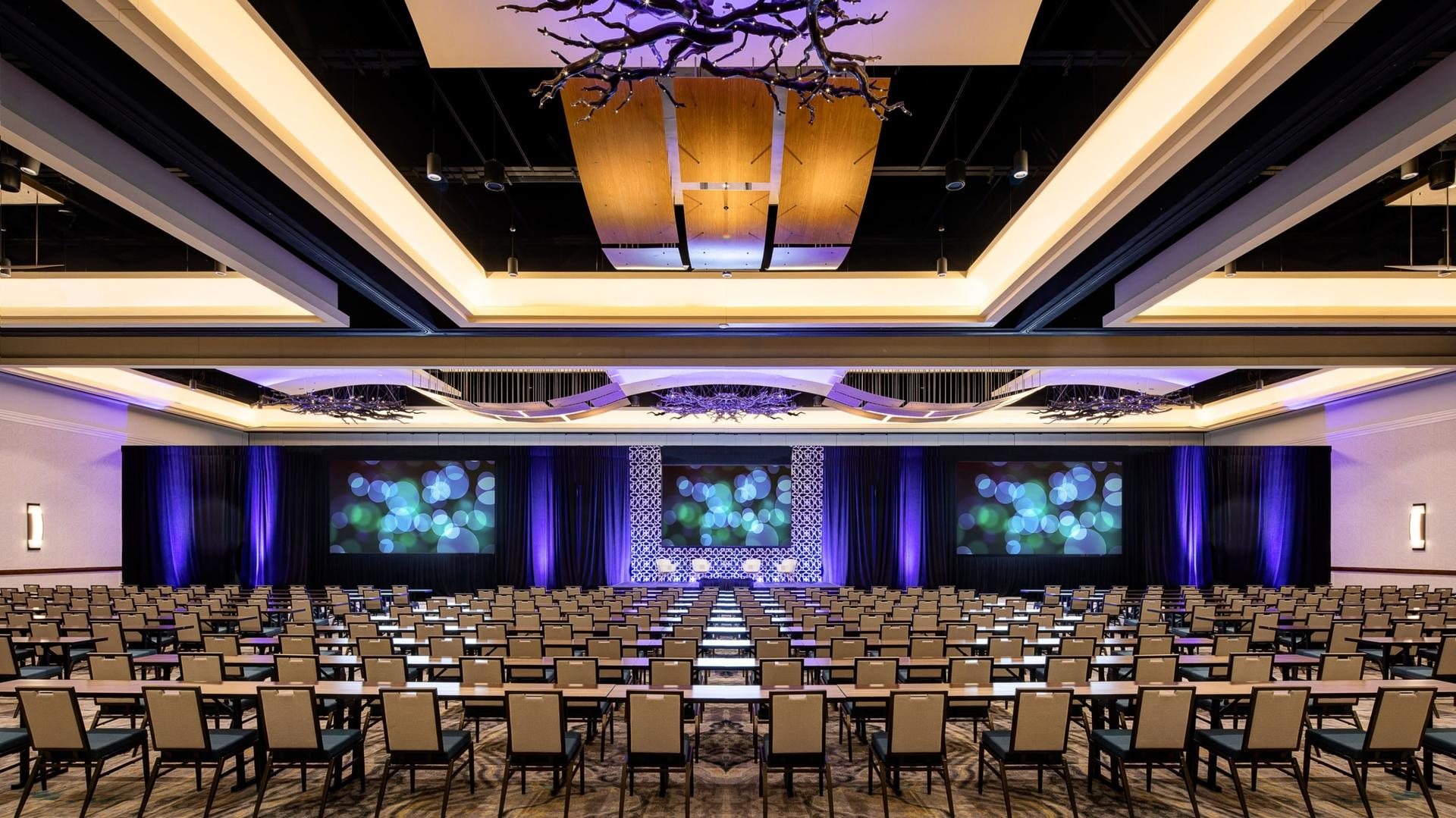 Grand Oaks Ballroom