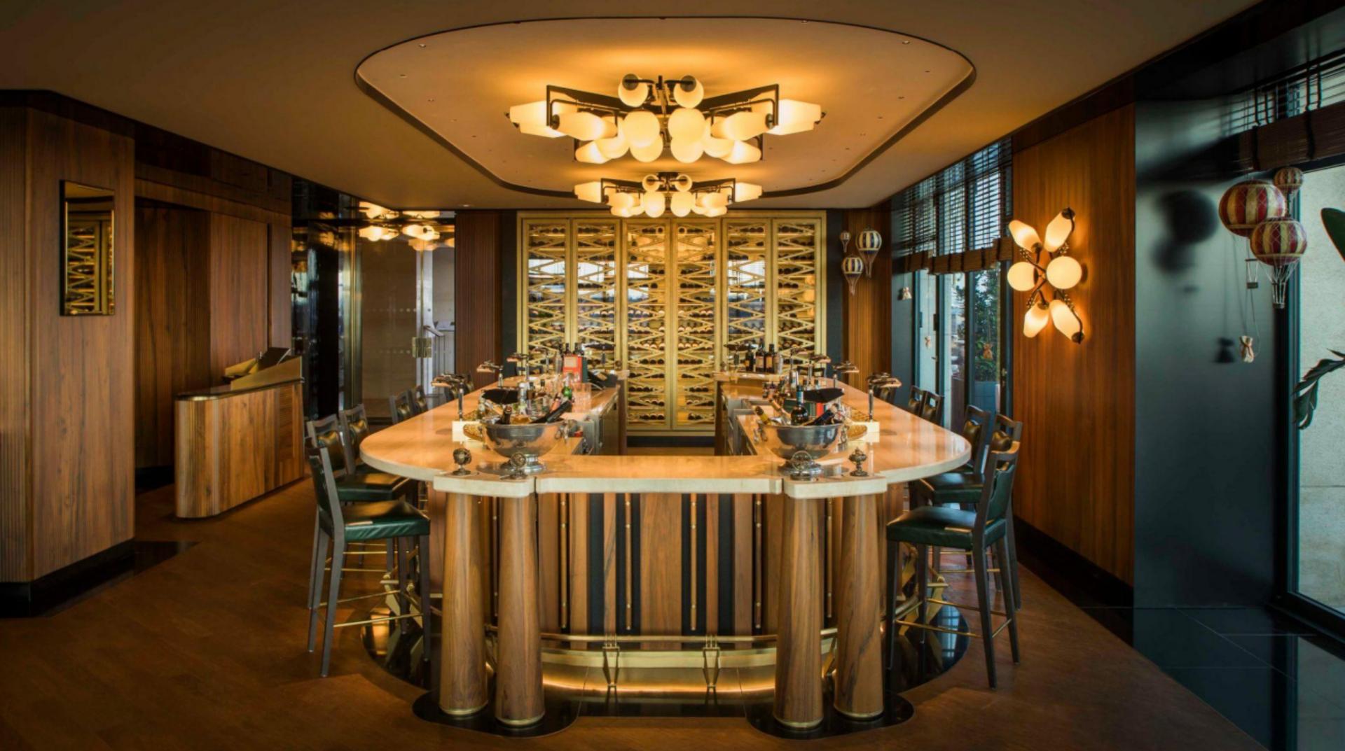 Cocktail Bar