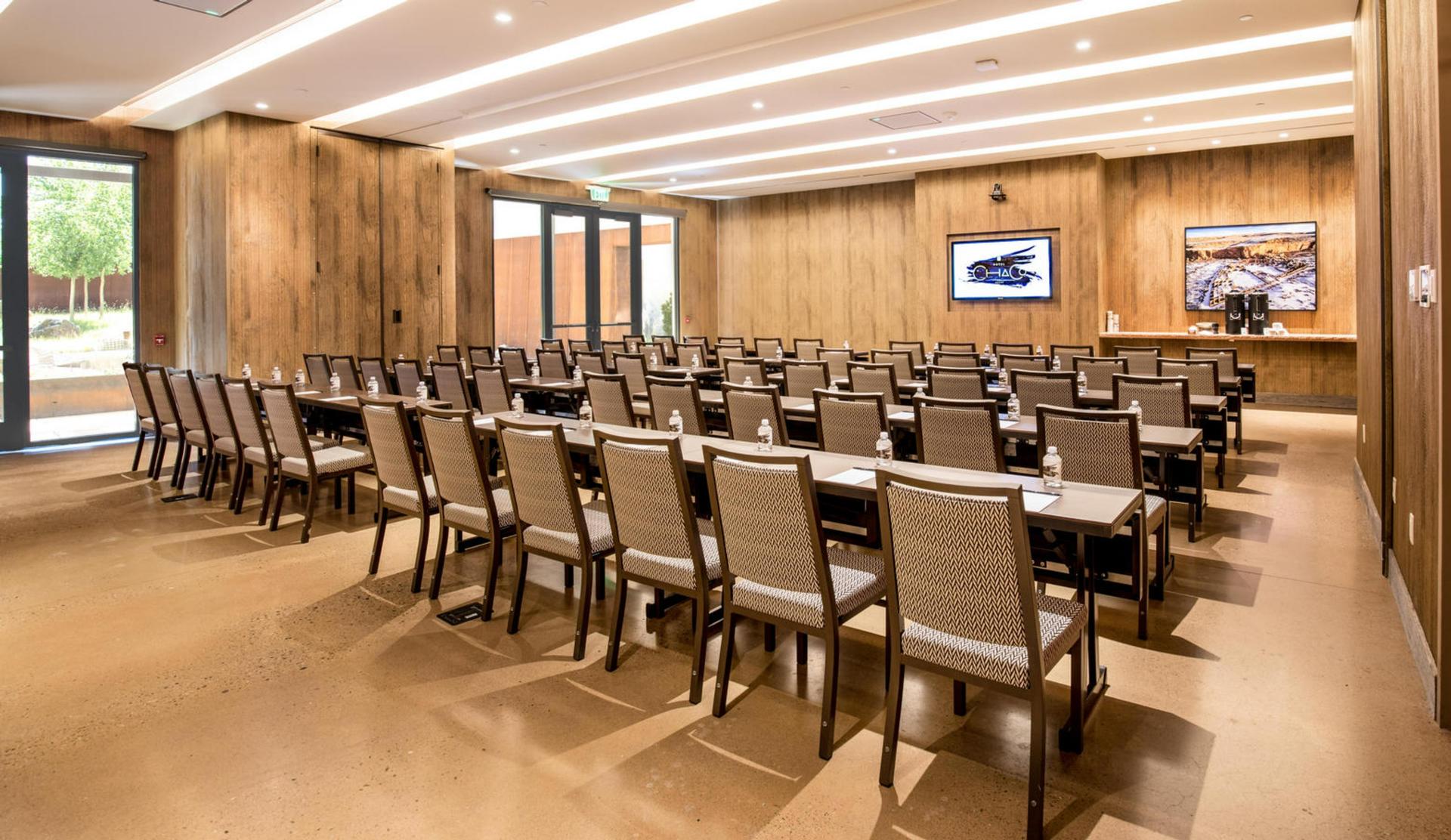 Gathering Meeting Room
