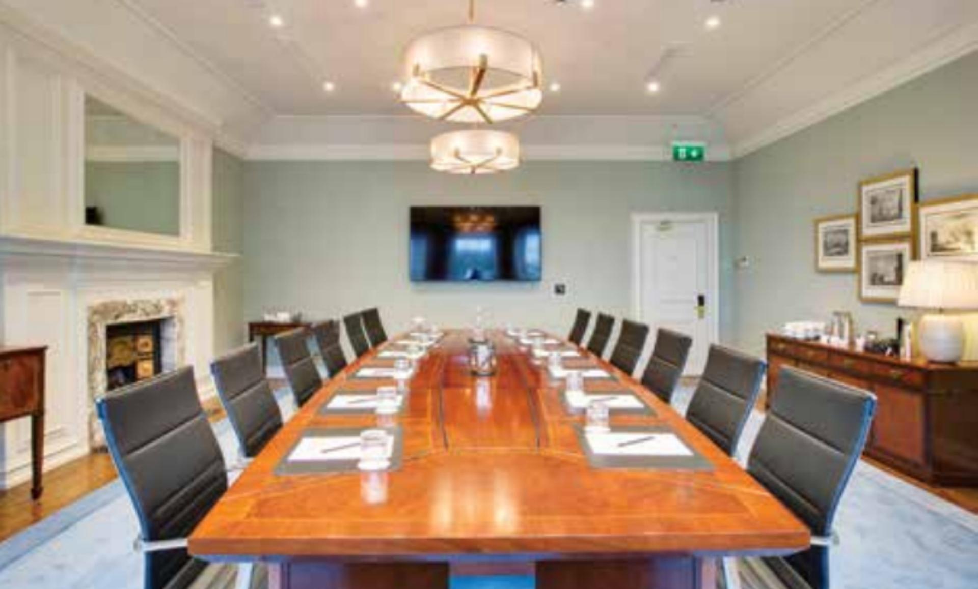 Suite 407 Edward VII