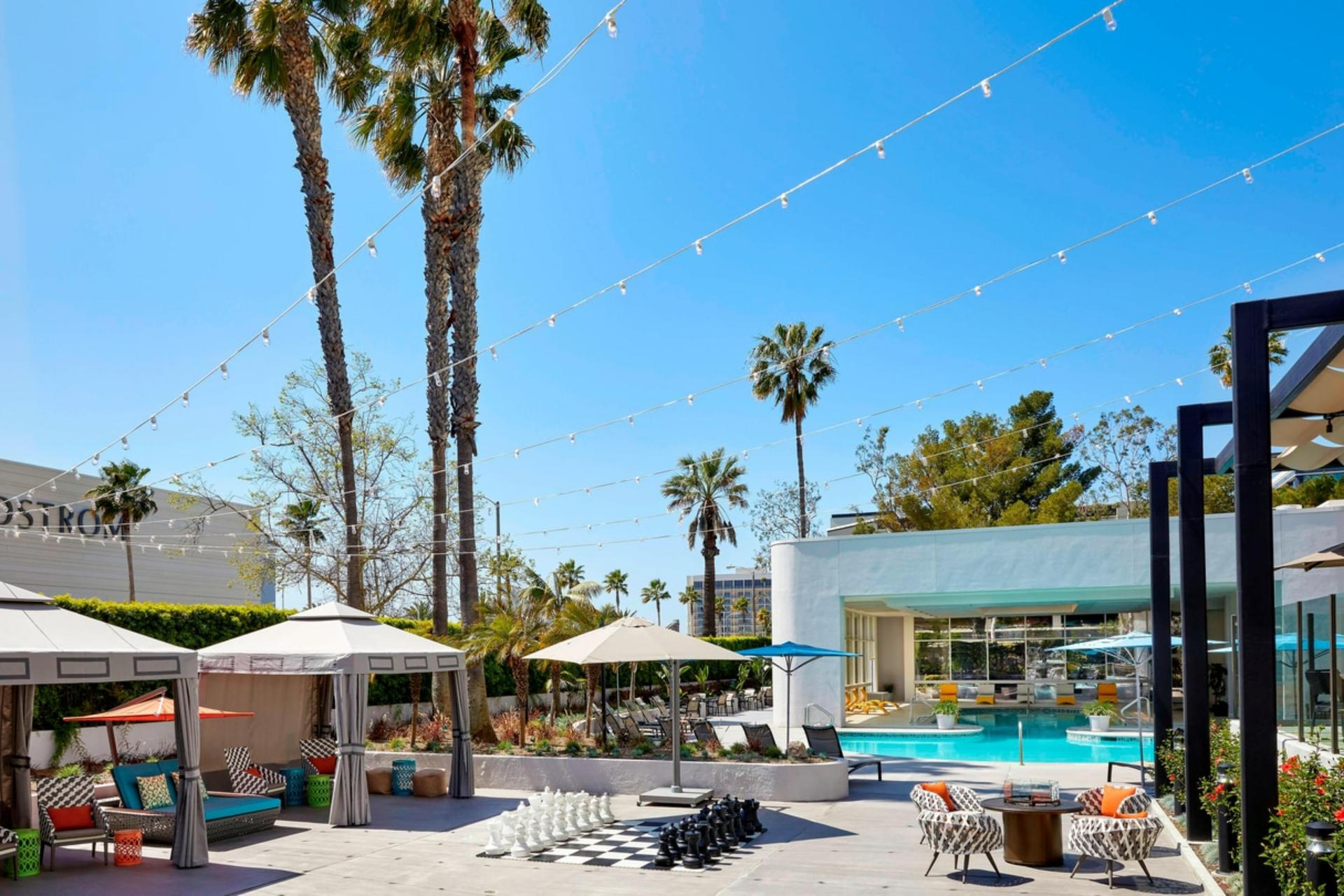 The Boardwalk (Outdoor)	