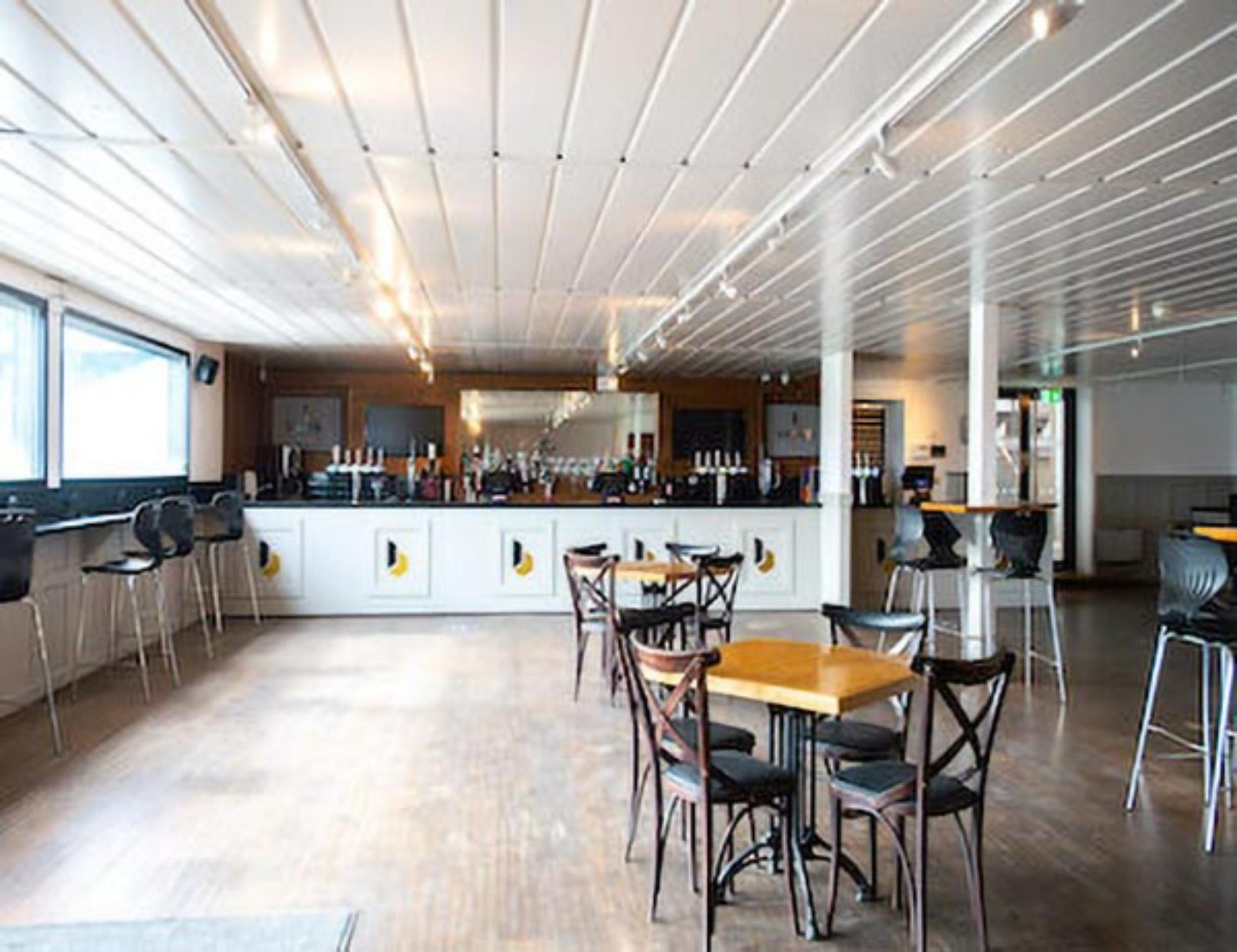 The Ravens Lounge