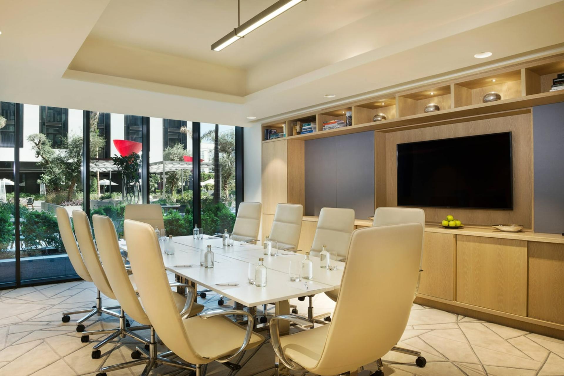 Boardroom 1	