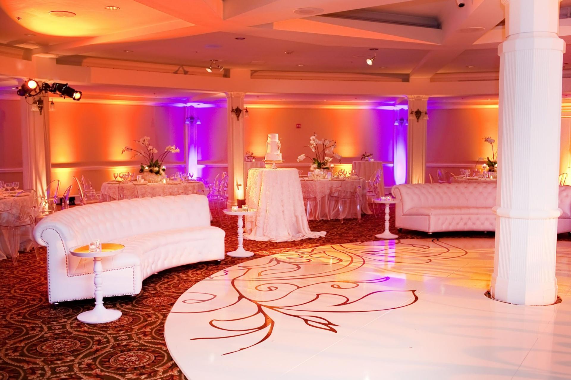 Carousel Room