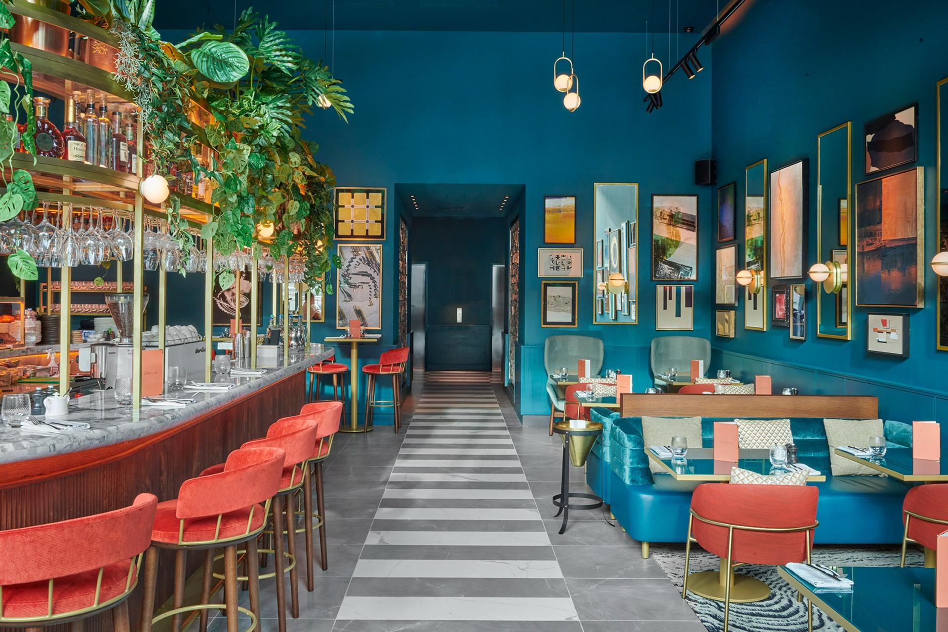 Café and Cocktail Bar